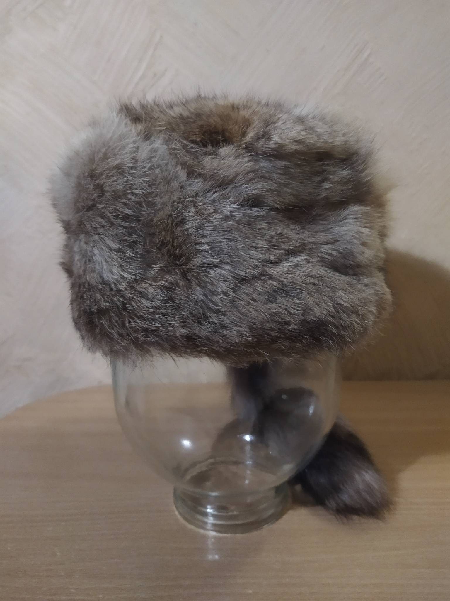 Vintage Fur hat 'Coonskin Cap', Canada. Size ONE SIZE - 2 Thumbnail