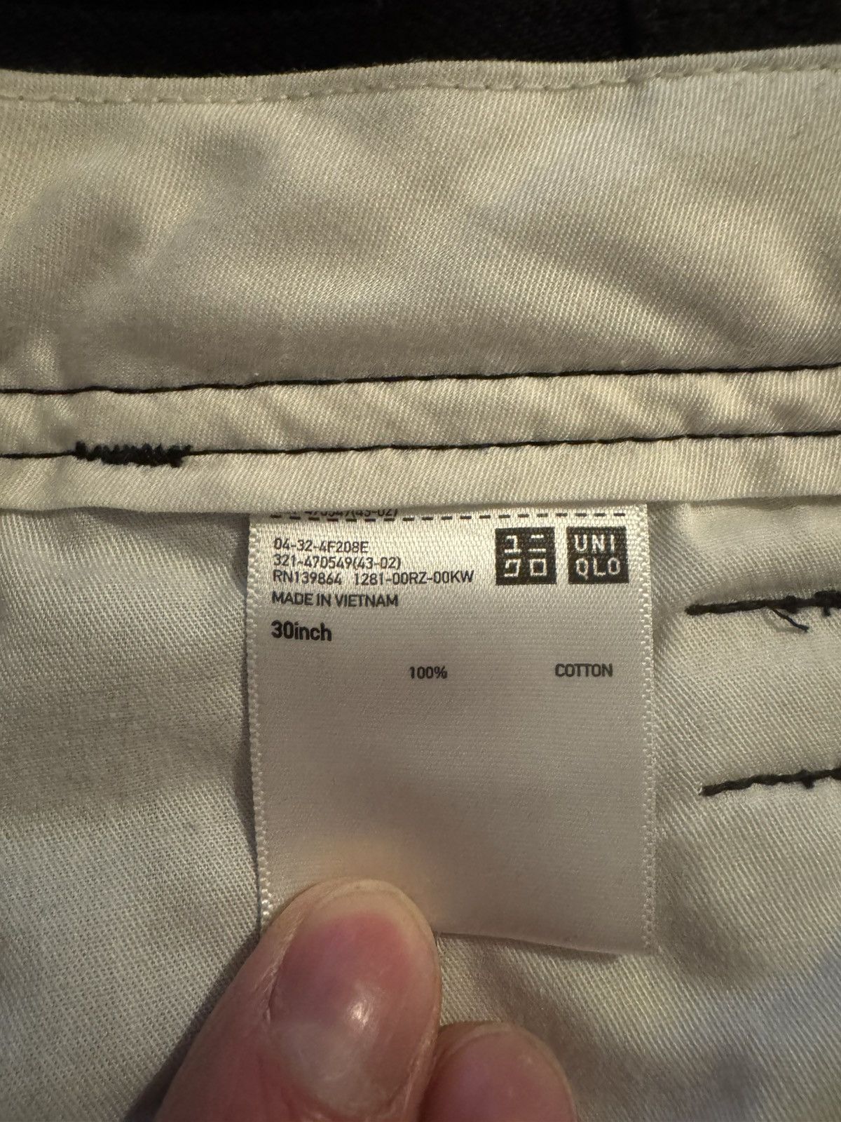 Uniqlo Uniqlo Wide Leg Black Chino Pants Size US 30 / EU 46 - 4 Thumbnail