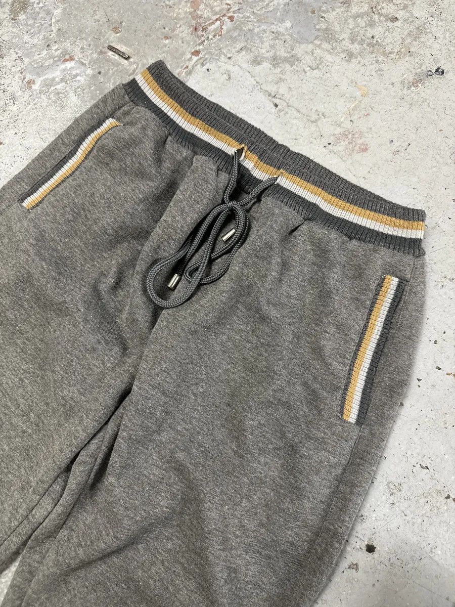 Dolce & Gabbana 2010s Dolce & Gabbana Grey Joggers Pants Size US 39 - 10 Thumbnail