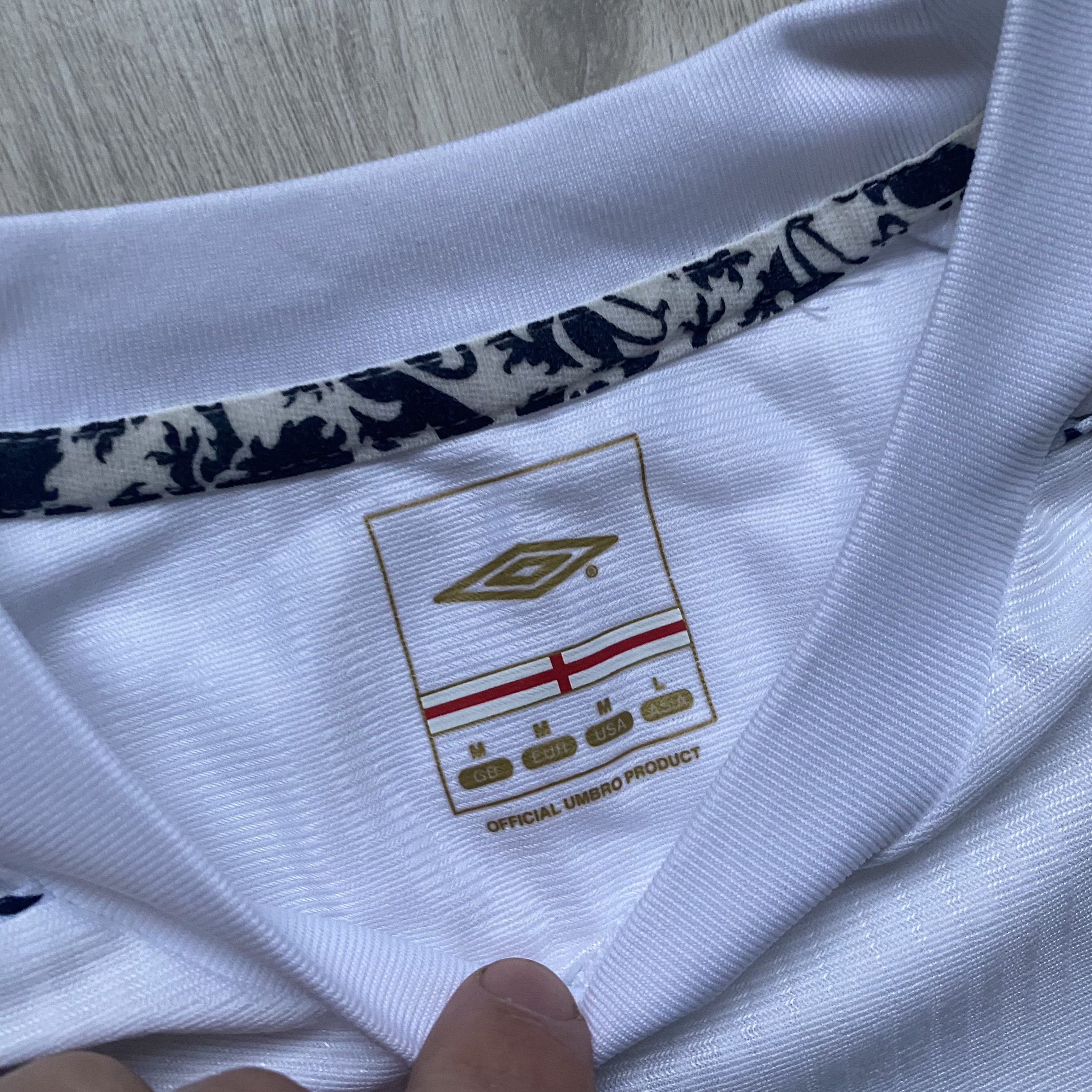Nike ⚽️ Vintage Umbro England Soccer jersey Blockore Size US M / EU 48-50 / 2 - 6 Thumbnail