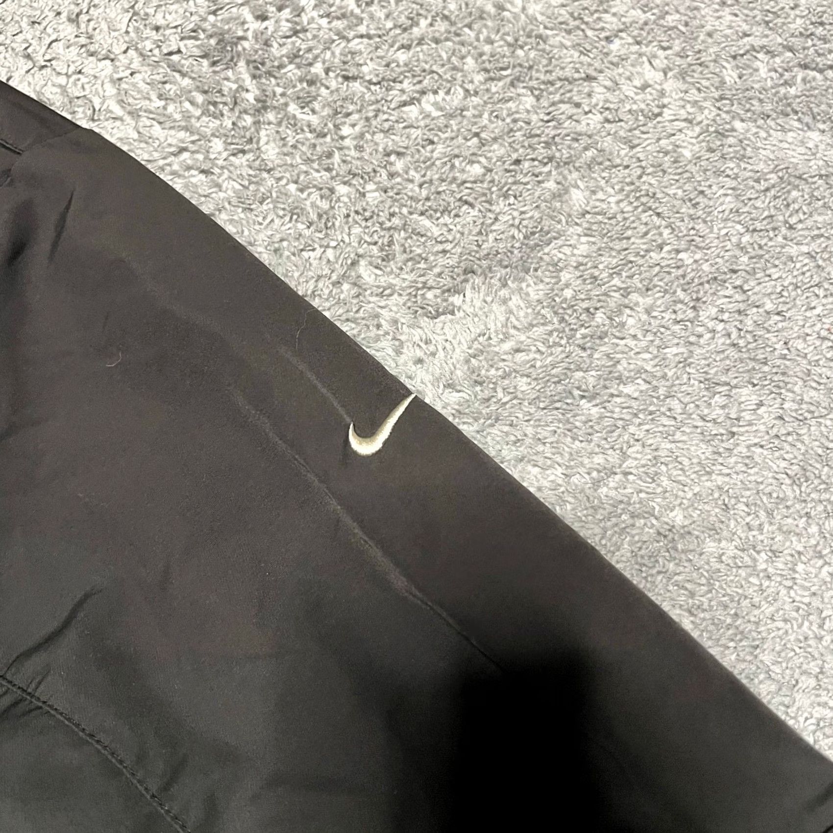 Nike Nike Golf Windbreaker Jacket Mens Large Pullover Black Gray Regular L Mens Windbreaker Black Nike Golf Jacket Size US L / EU 52-54 / 3 - 4 Thumbnail