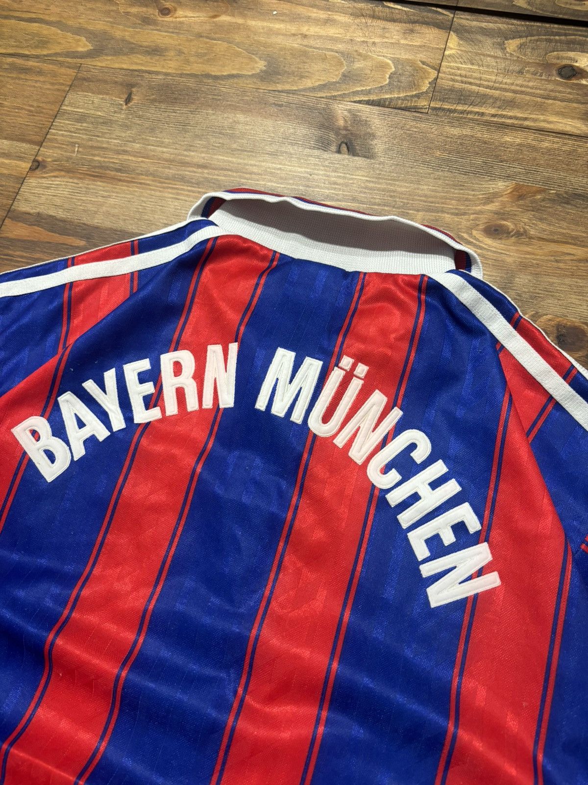 Adidas retro blokecore Adidas Bayern Munchen 1995/96/97 jersey Size US M / EU 48-50 / 2 - 4 Thumbnail