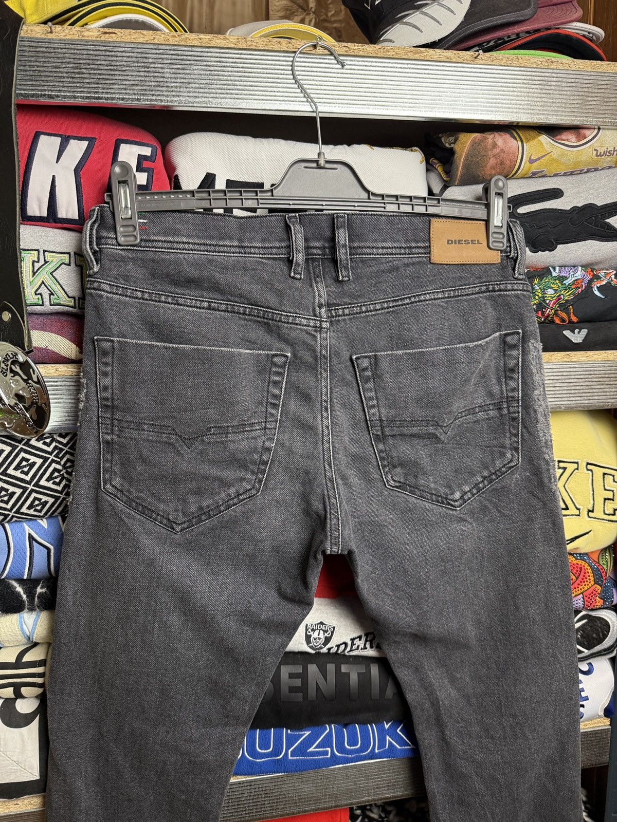 Diesel Diesel Distress Tepphar Slim Carrot Fit Denim Jeans Size US 32 / EU 48 - 7 Thumbnail