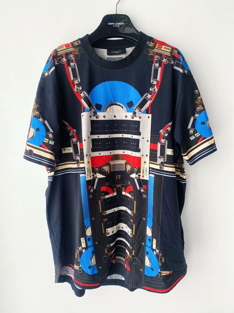 Other Givenchy Radio Digital Printed Short Sleeve T-Shirt Size US M / EU 48-50 / 2 - 1 Thumbnail