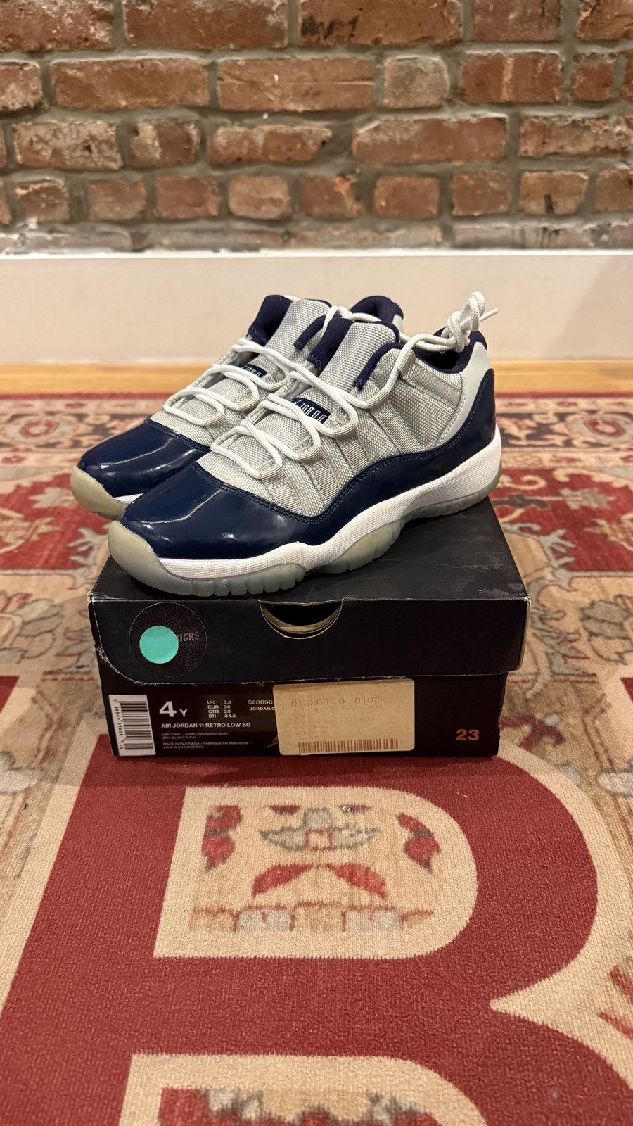 Jordan Brand × Nike Air Jordan 11 Retro Low BG “Georgetown” 2015 – Sz 4Y – DS Size US 5 / EU 37 - 1 Thumbnail