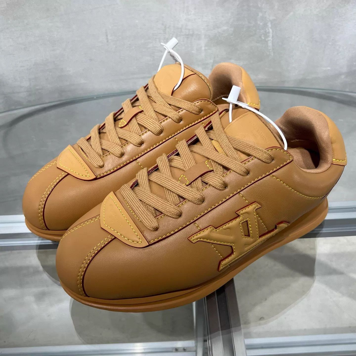 Louis Vuitton LV Brown UK8 Sneaker Size US 9 / EU 42 - 2 Thumbnail
