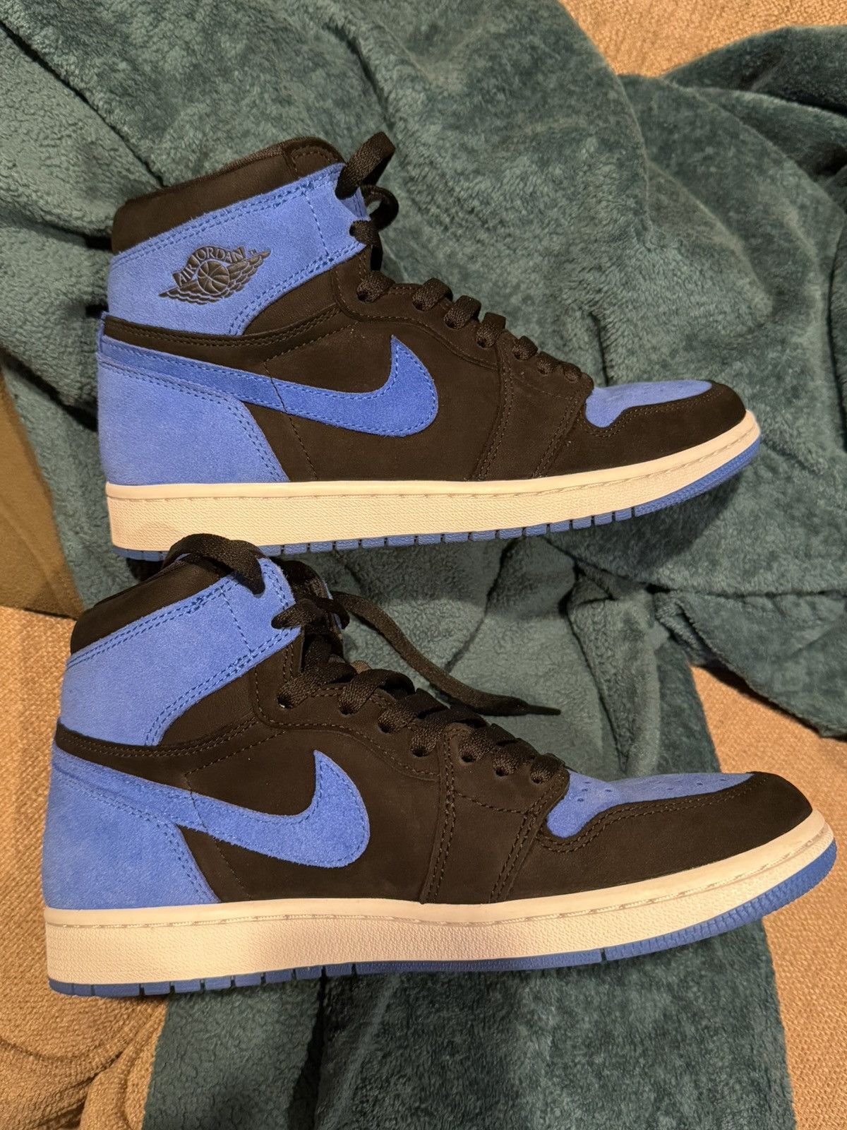 Nike Jordan 1 Retro High OG Royal Reimagined Size US 8.5 / EU 41-42 - 2 Thumbnail