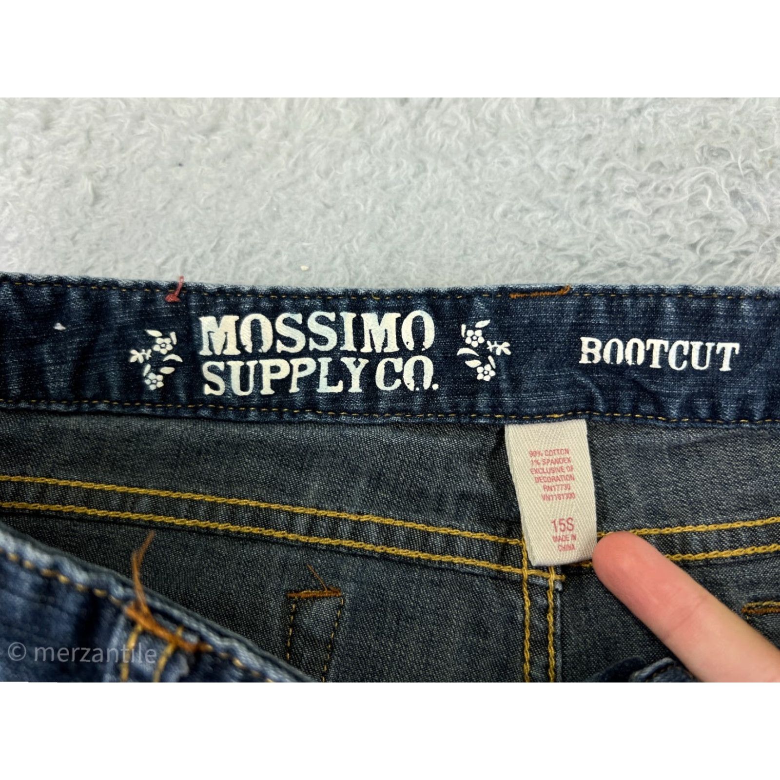 Mossimo Mossimo Jeans Womens 15 Blue Denim Bootcut Dark Wash Embroidered Cotton Size 36" / US 14 / IT 50 - 3 Thumbnail