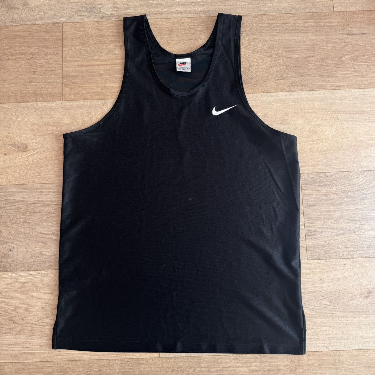 Nike Vintage Nike Tank Top Dazzle Swoosh Men’s Size M Black Size US M / EU 48-50 / 2 - 8 Thumbnail