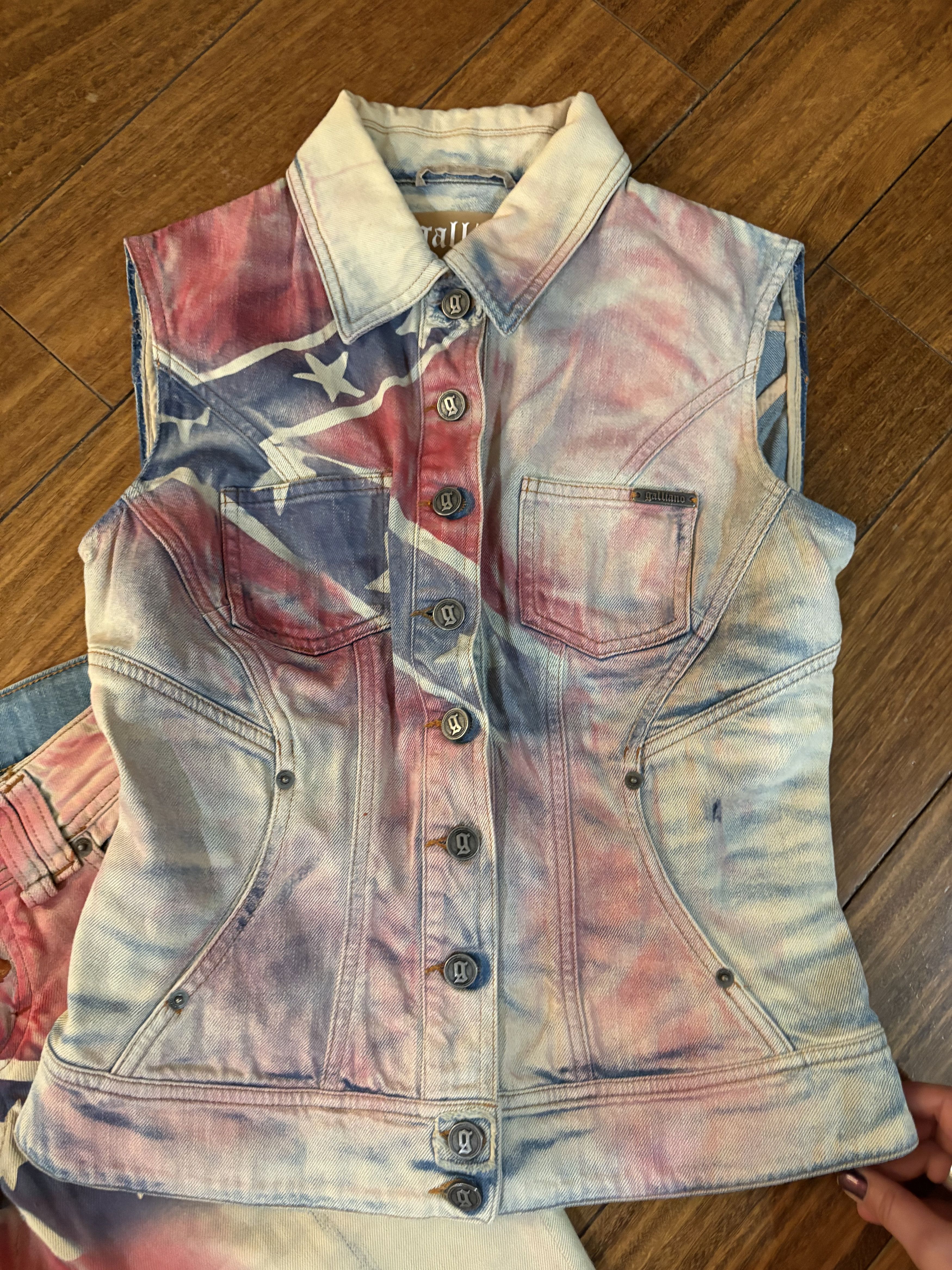 John Galliano John Galliano jeans with jeans vest 2009 Size 25" / US 0 / IT 36 - 4 Thumbnail
