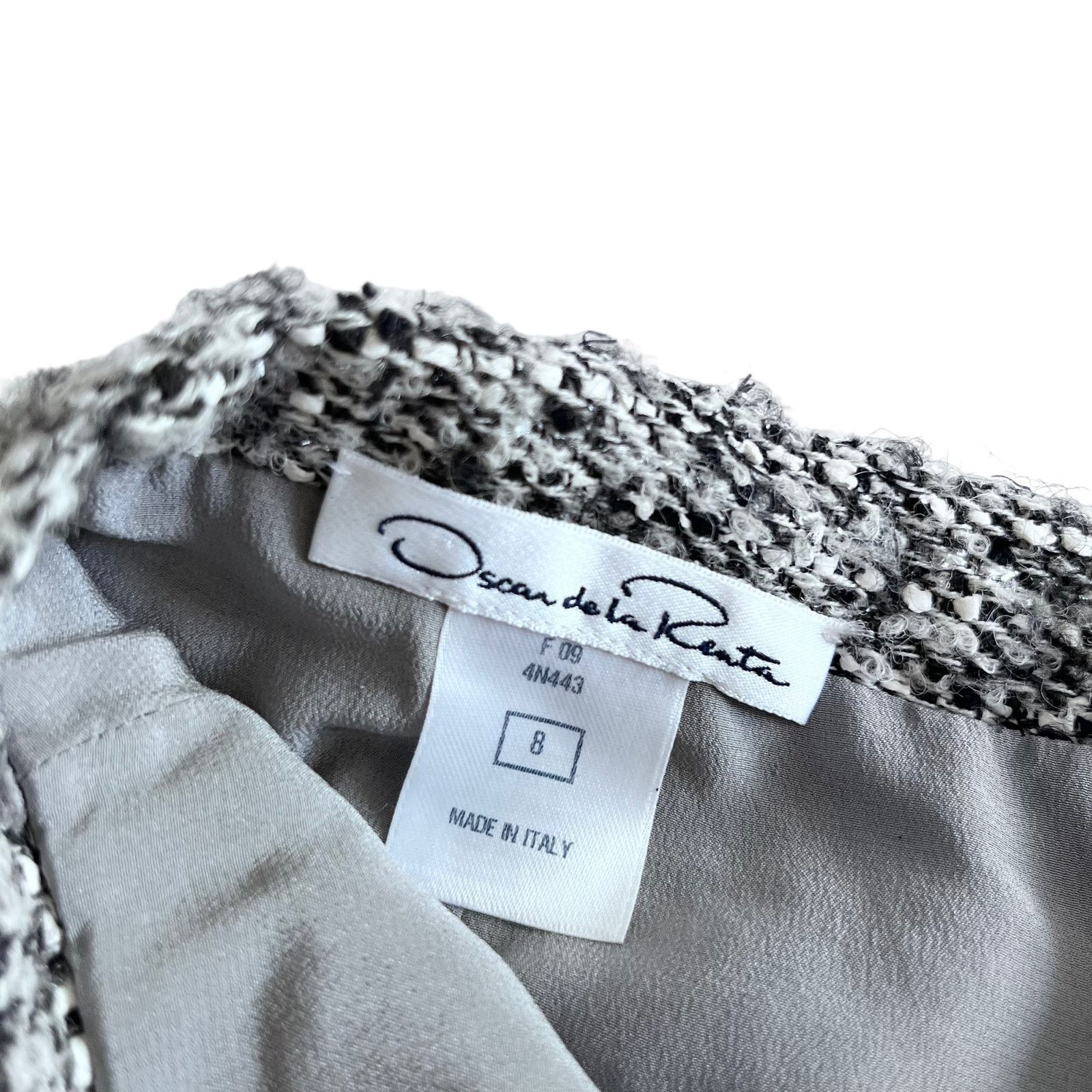 Oscar De La Renta Oscar de la Renta Black White Knee Length Pencil Skirt Size 30" / US 8 / IT 44 - 8 Thumbnail