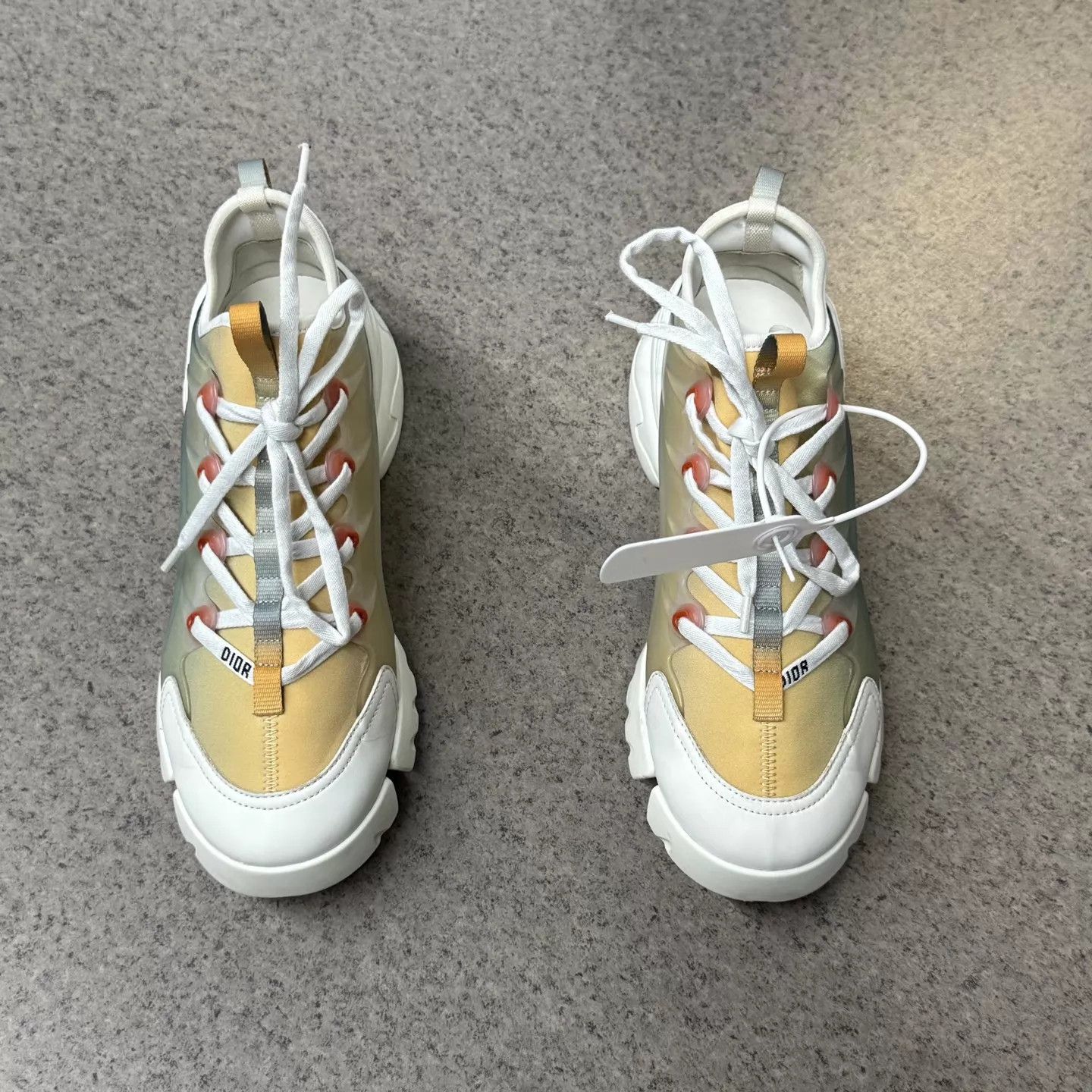 Dior Dior D/connect gradient dad shoe 38.5 like new Size US 8 / IT 38 - 5 Thumbnail