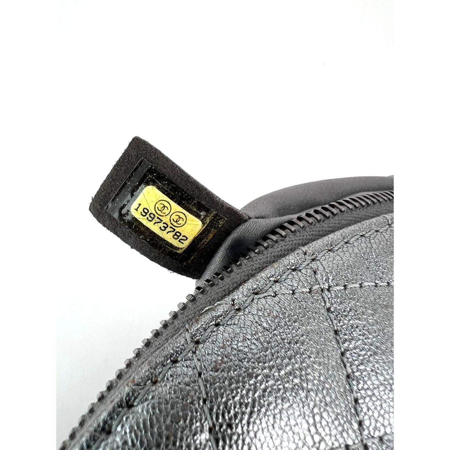 Chanel Chanel Metallic Dark Silver Calfskin Quilted Banane Fanny Pa Size ONE SIZE - 7 Thumbnail