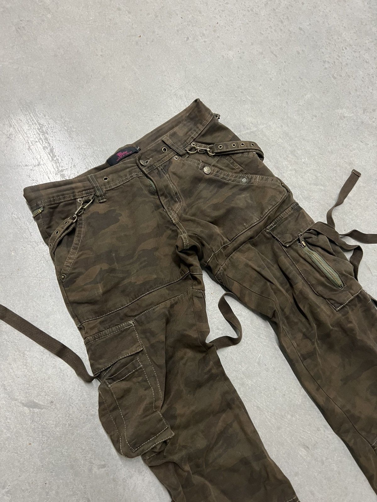 Japanese Brand Camo Cargo Bondage pants Size US 30 / EU 46 - 3 Thumbnail