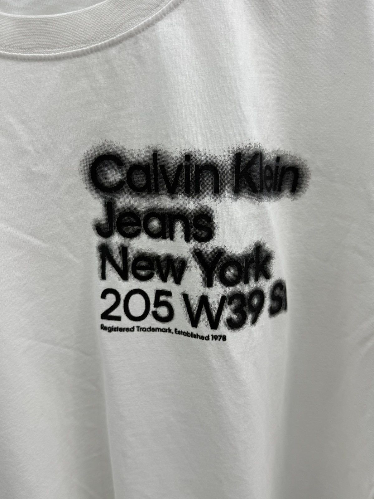 Calvin Klein 205W39NYC Calvin Klein 205W39NYC by Raf Simons Logo Cotton Tee T-shirt Size US XL / EU 56 / 4 - 3 Thumbnail