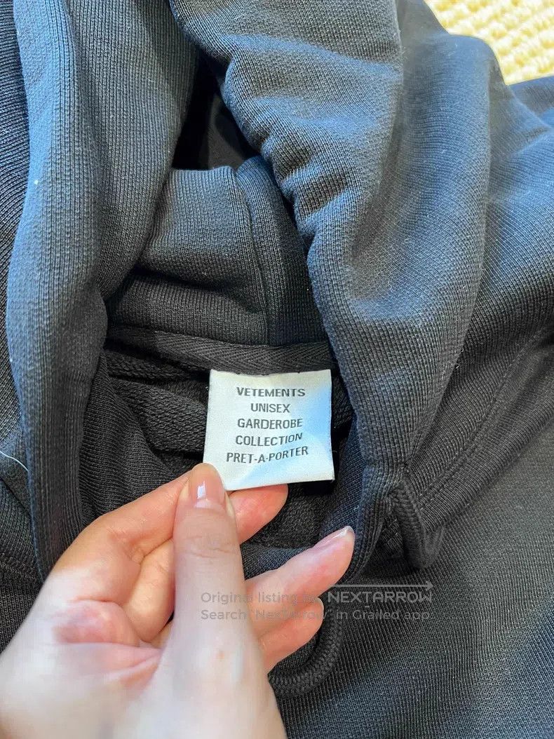 Vetements Vetements Black Hoodie Size US S / EU 44-46 / 1 - 4 Thumbnail