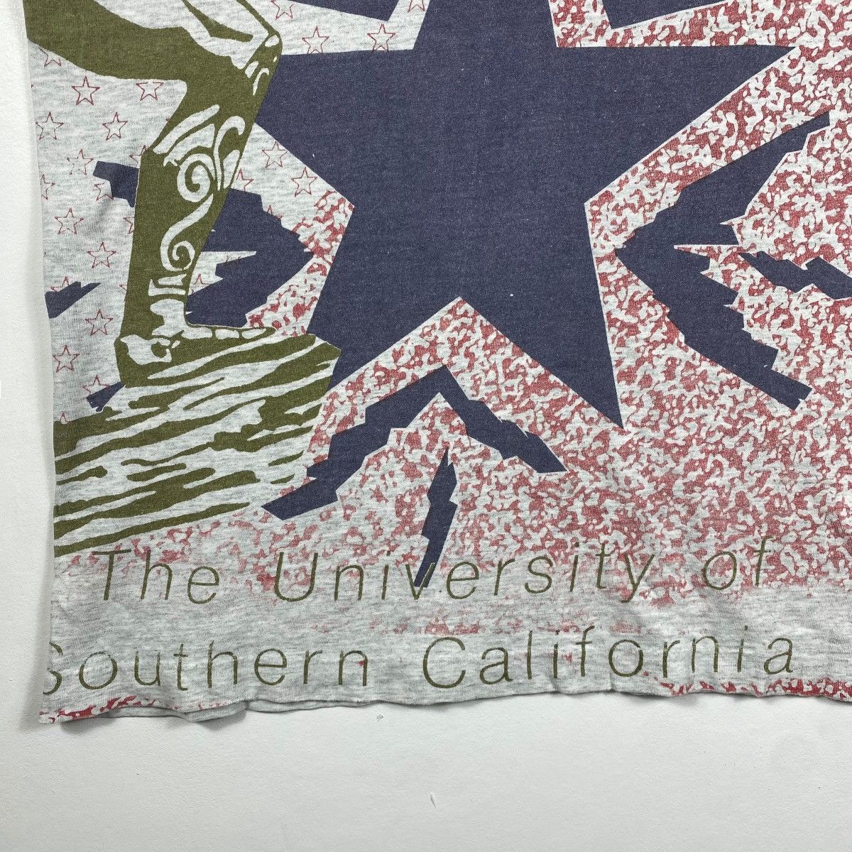 Vintage Vintage 90's USC University Southern California Fullprint Size US L / EU 52-54 / 3 - 4 Thumbnail