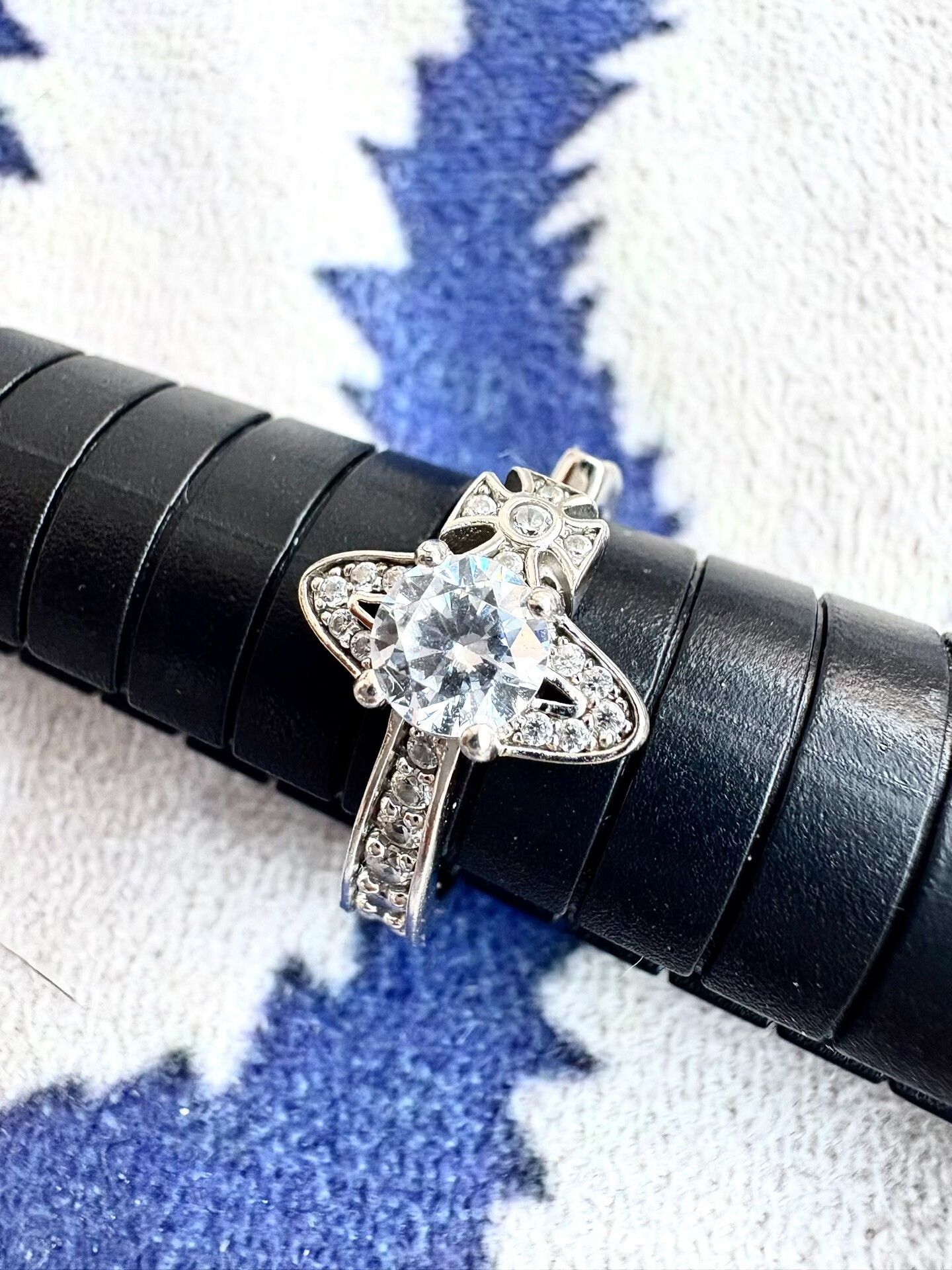 Vivienne Westwood Vivienne Westwood Saturn Open Ring Size ONE SIZE - 1 Thumbnail