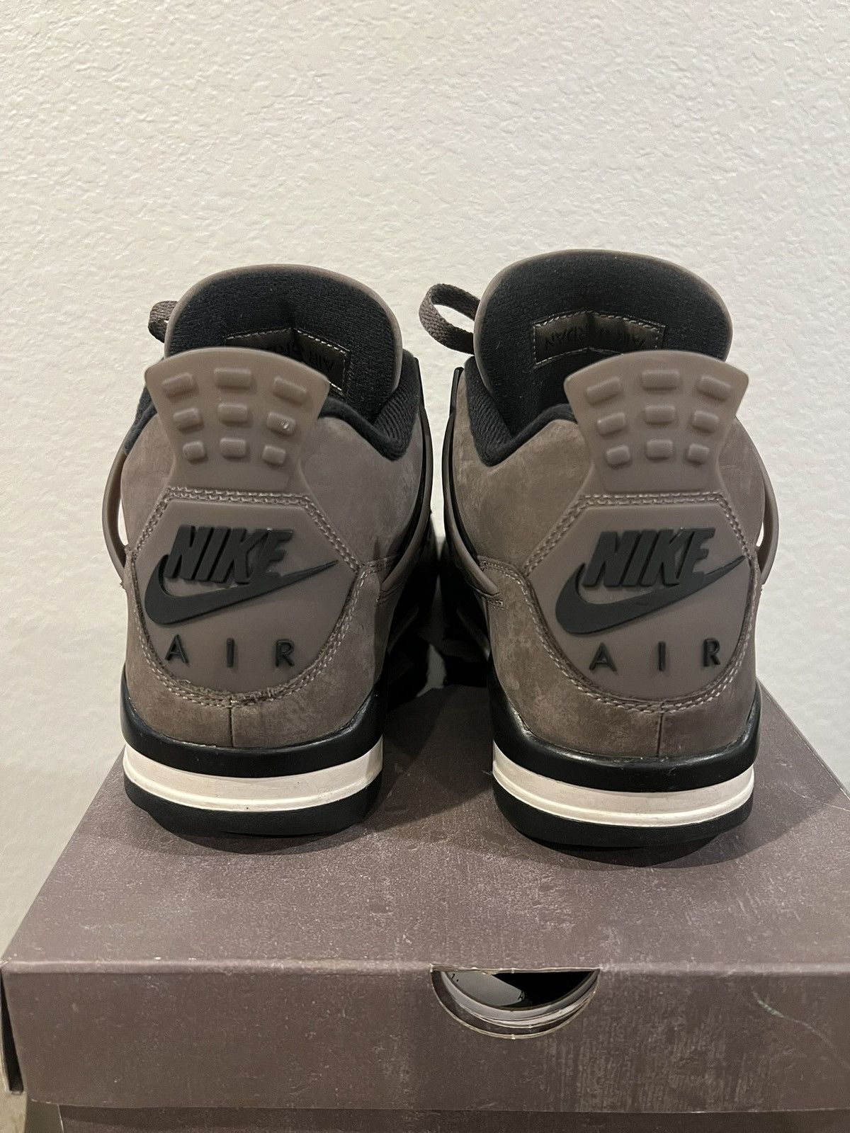 Jordan Brand Air Jordan 4 Cave Stone Size US 8 / EU 41 - 4 Thumbnail
