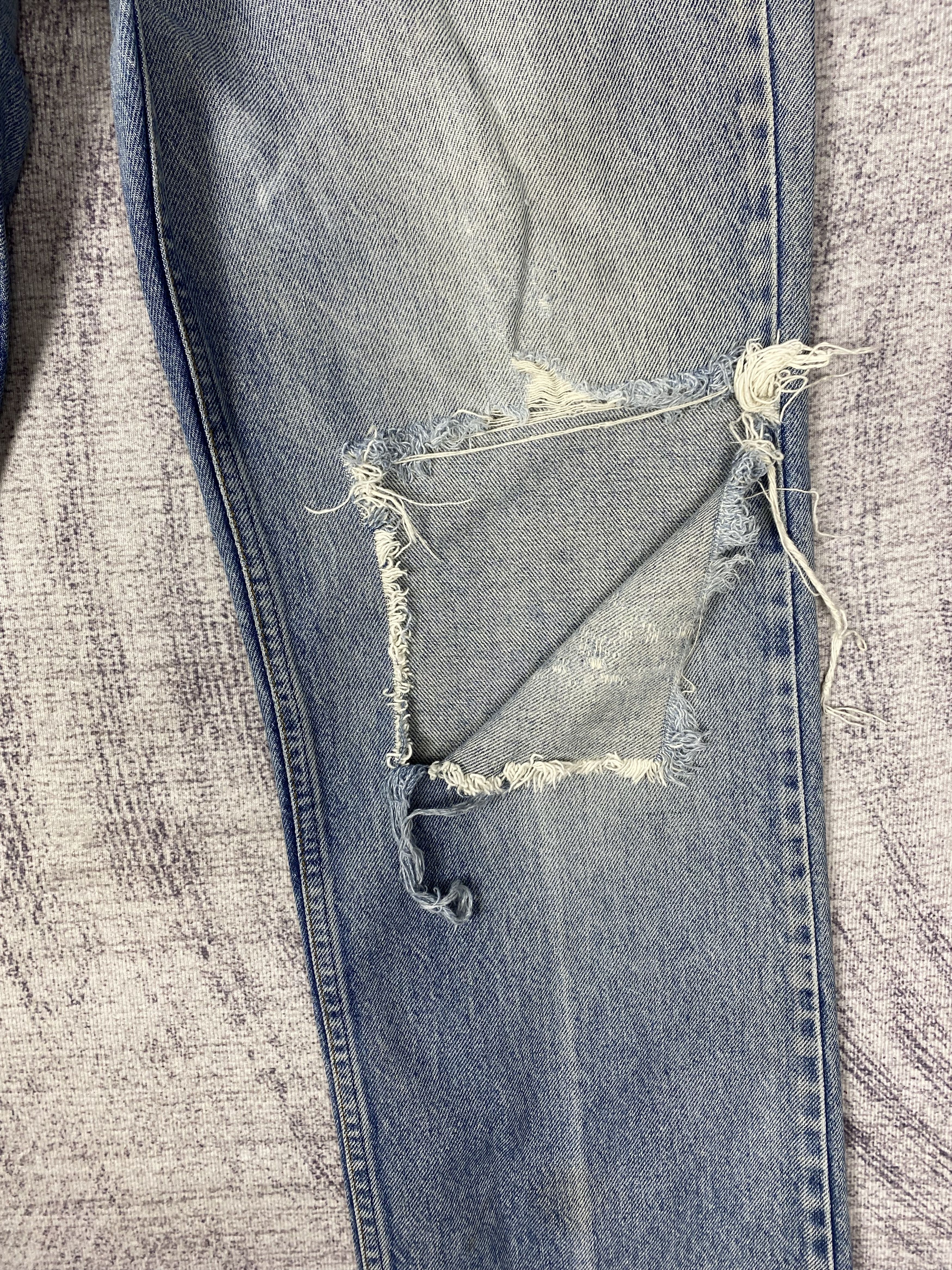 Levi's Vintage Levi's Distressed Blue Denim Jeans PT0481 Size US 38 / EU 54 - 4 Thumbnail