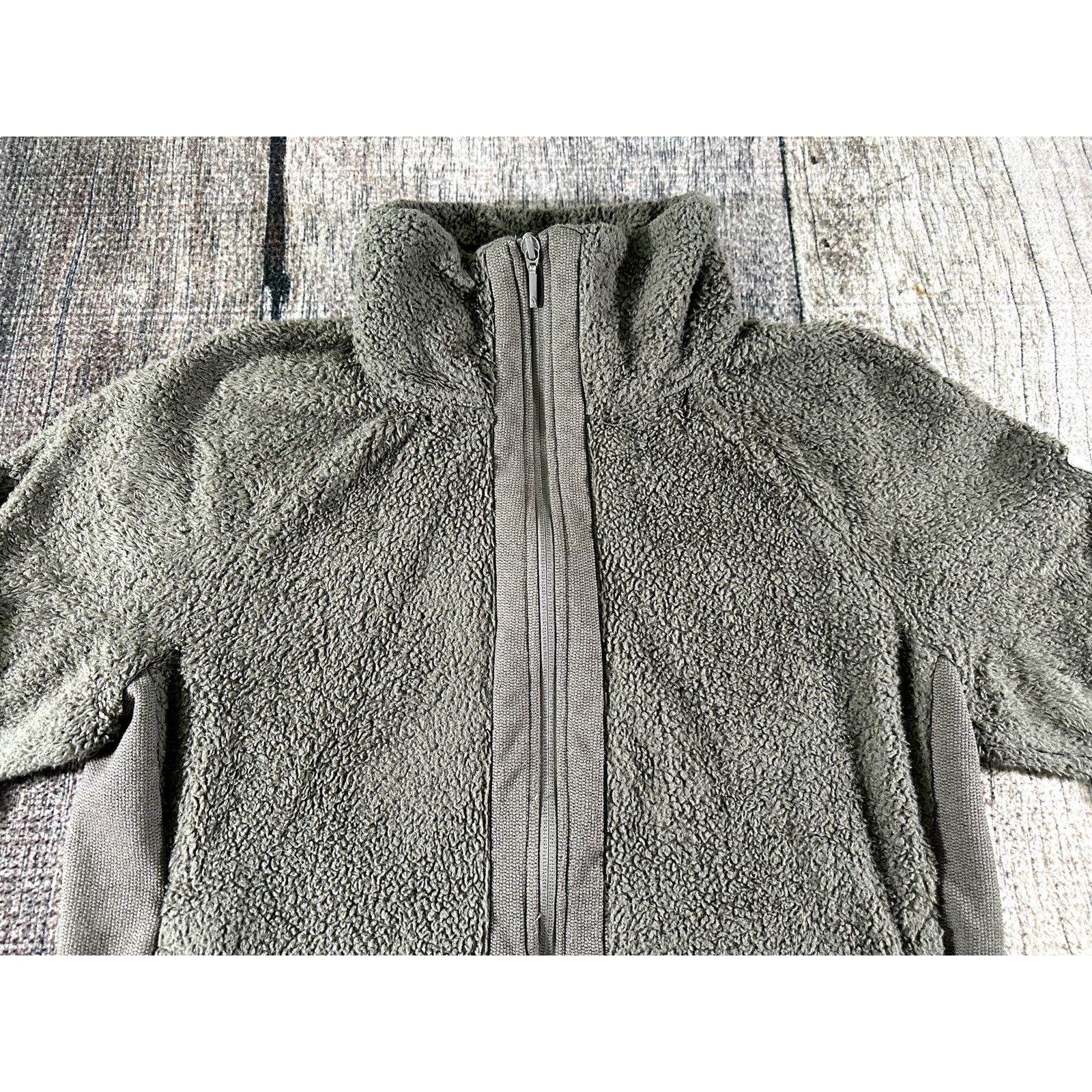 The North Face The North Face Women's Brown Furry Fleece Full Zip Jacket Size L / US 10 / IT 46 - 2 Thumbnail
