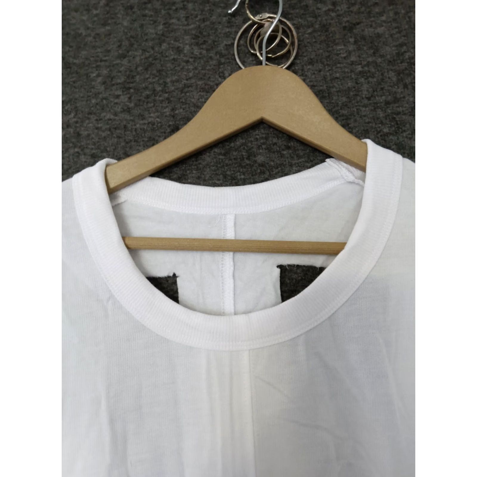 Vintage Unbranded Women's Blouse Long Sleeve White Crew Neck Open Back Size S Size S / US 4 / IT 40 - 3 Thumbnail
