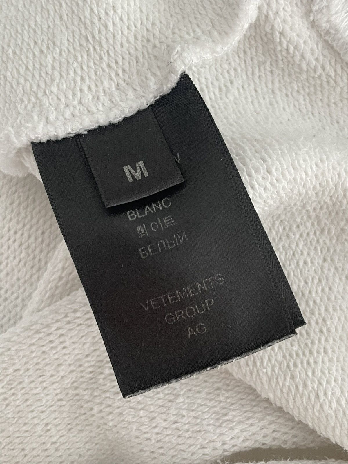 Vetements double unicorn vetements hoodie Size US M / EU 48-50 / 2 - 9 Thumbnail
