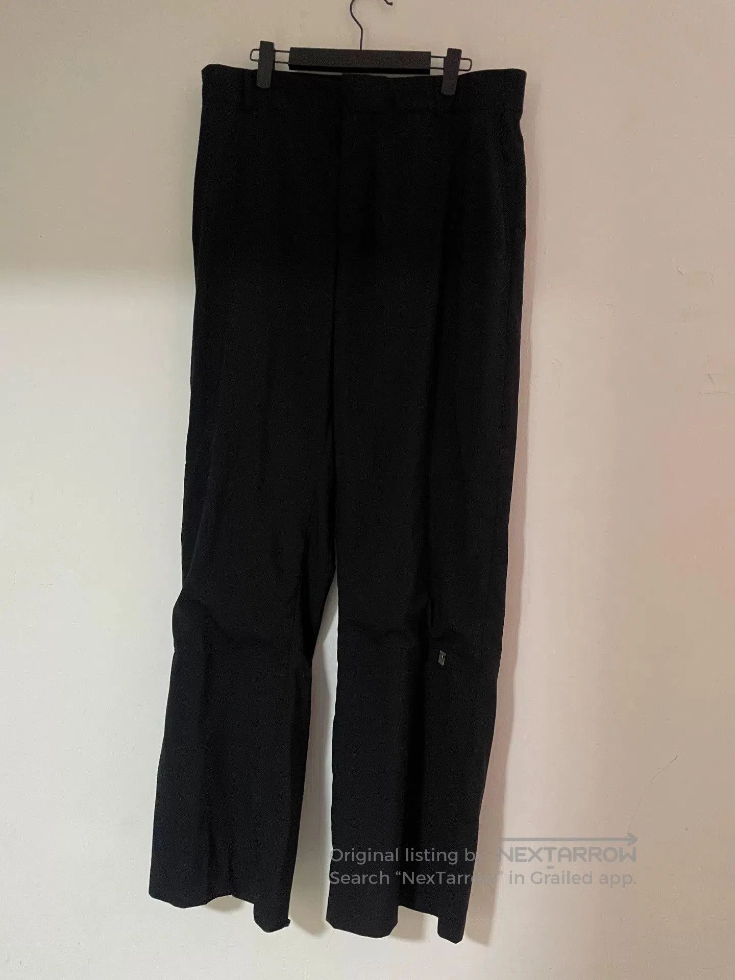 1017 ALYX 9SM 1017 Alyx 9sm Black Straight Pants. Size US 32 / EU 48 - 1 Thumbnail