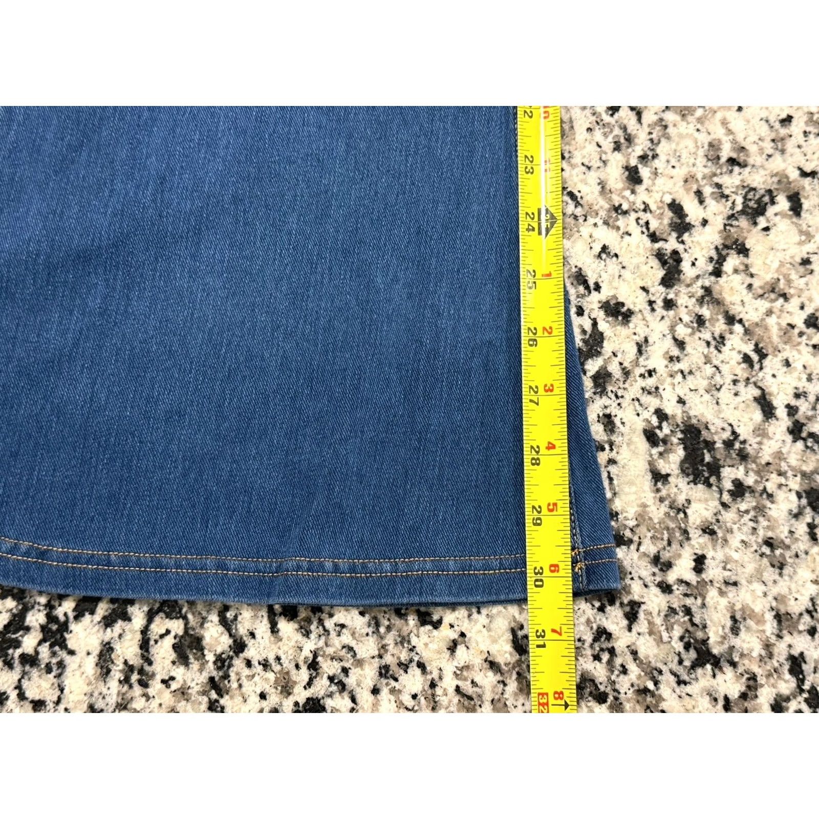 Vintage Halara Jeans Wide-Leg Mid Rise Denim Women M Size Blue Cotton Blend Pockets 30 Inseam Stretch NWT Size 32" / US 10 / IT 46 - 3 Thumbnail