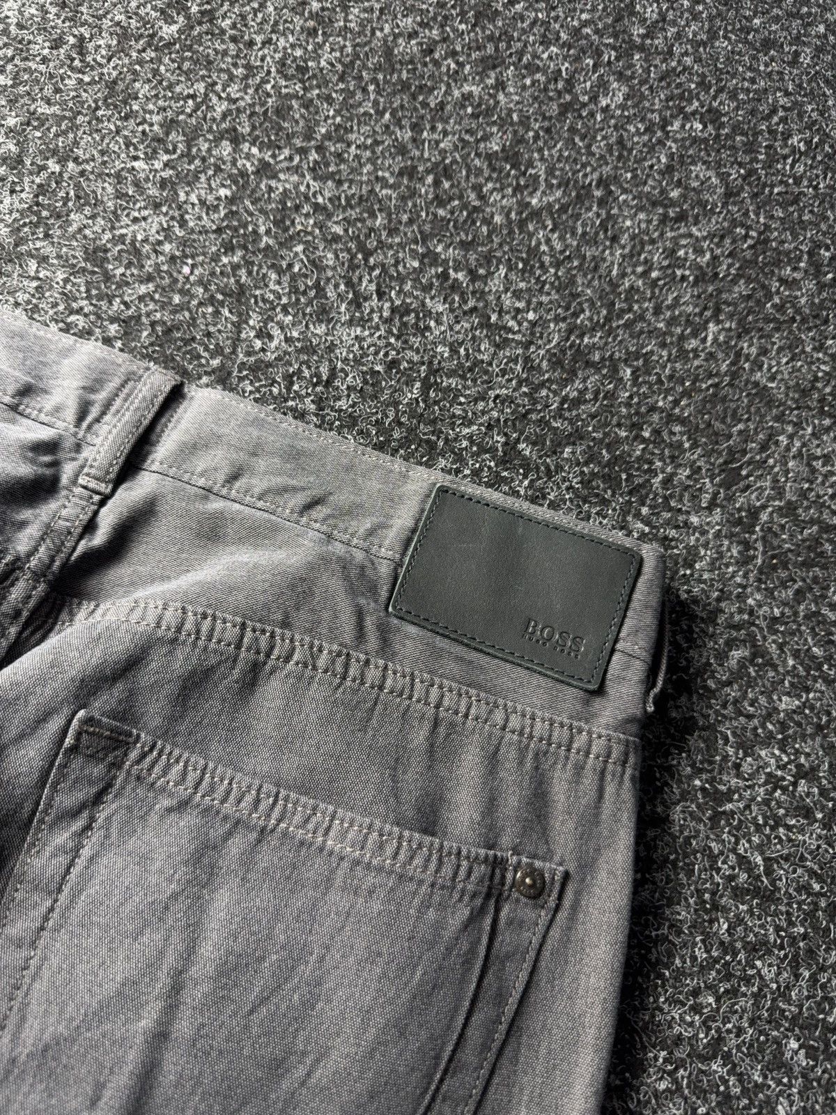 Hugo Boss Luxury Designer Hugo Boss Regular Fit Grey Casual Pants Size US 34 / EU 50 - 17 Thumbnail