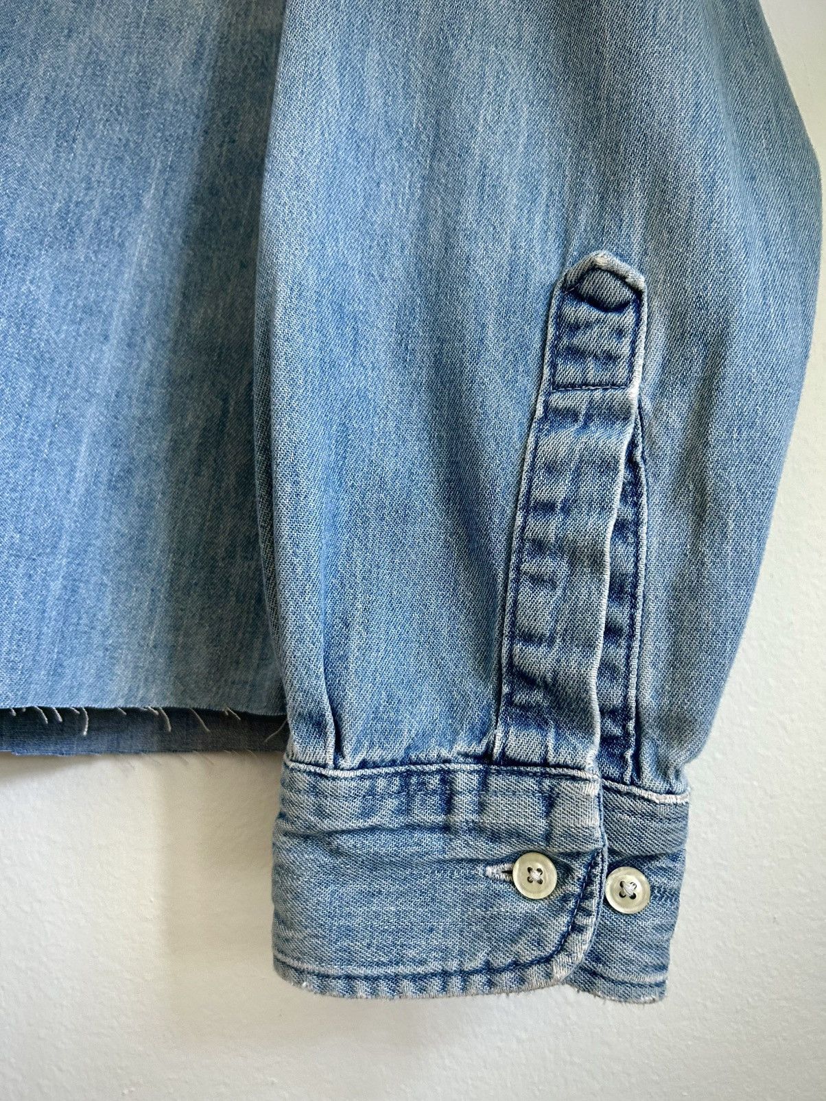 Gap Vintage 1990s GAP Cropped Denim Button Down Size US L / EU 52-54 / 3 - 6 Thumbnail