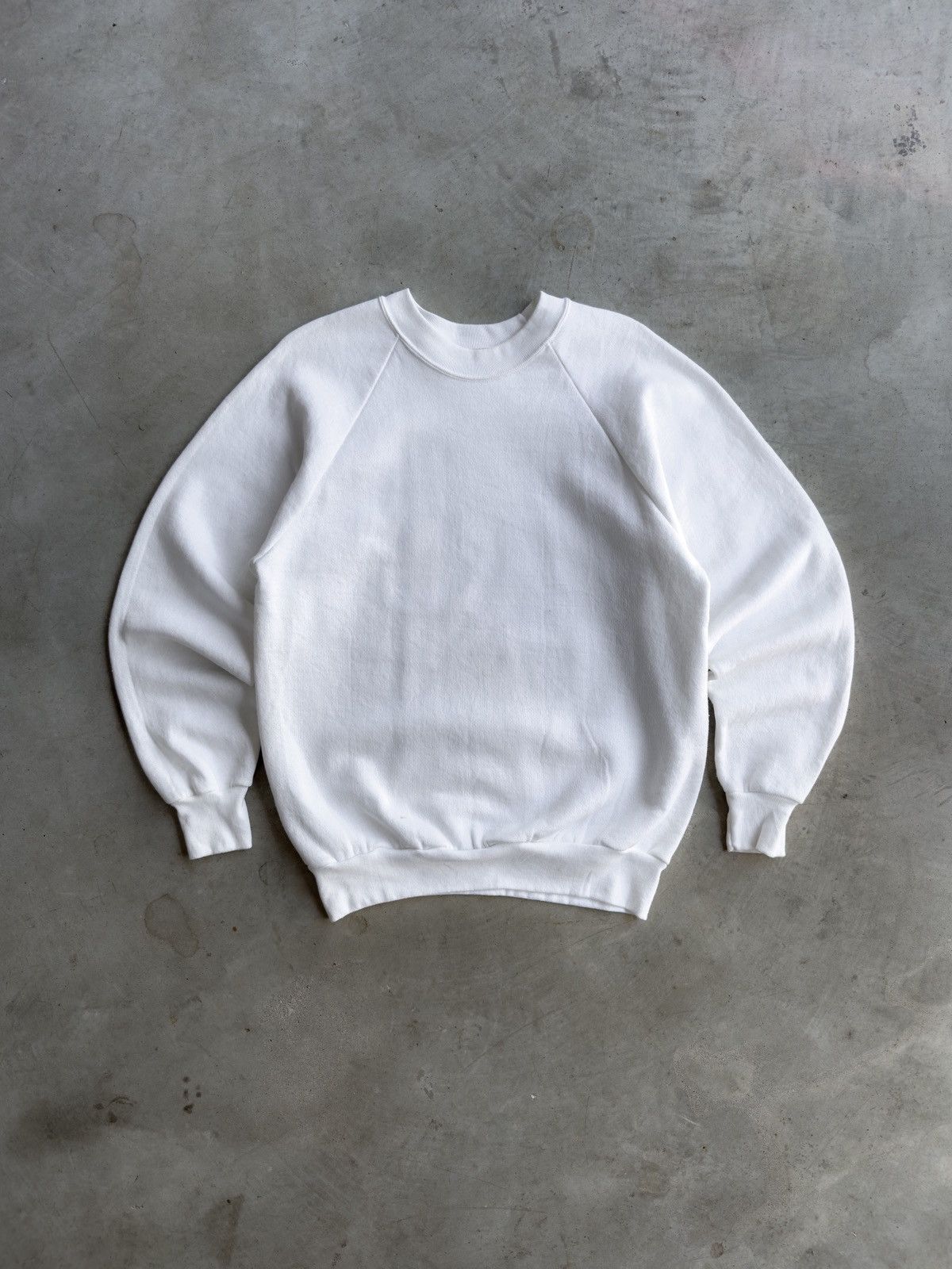 Other Vintage 90s Oneita White Blank Sweatshirt - L USA Made Size US L / EU 52-54 / 3 - 1 Thumbnail