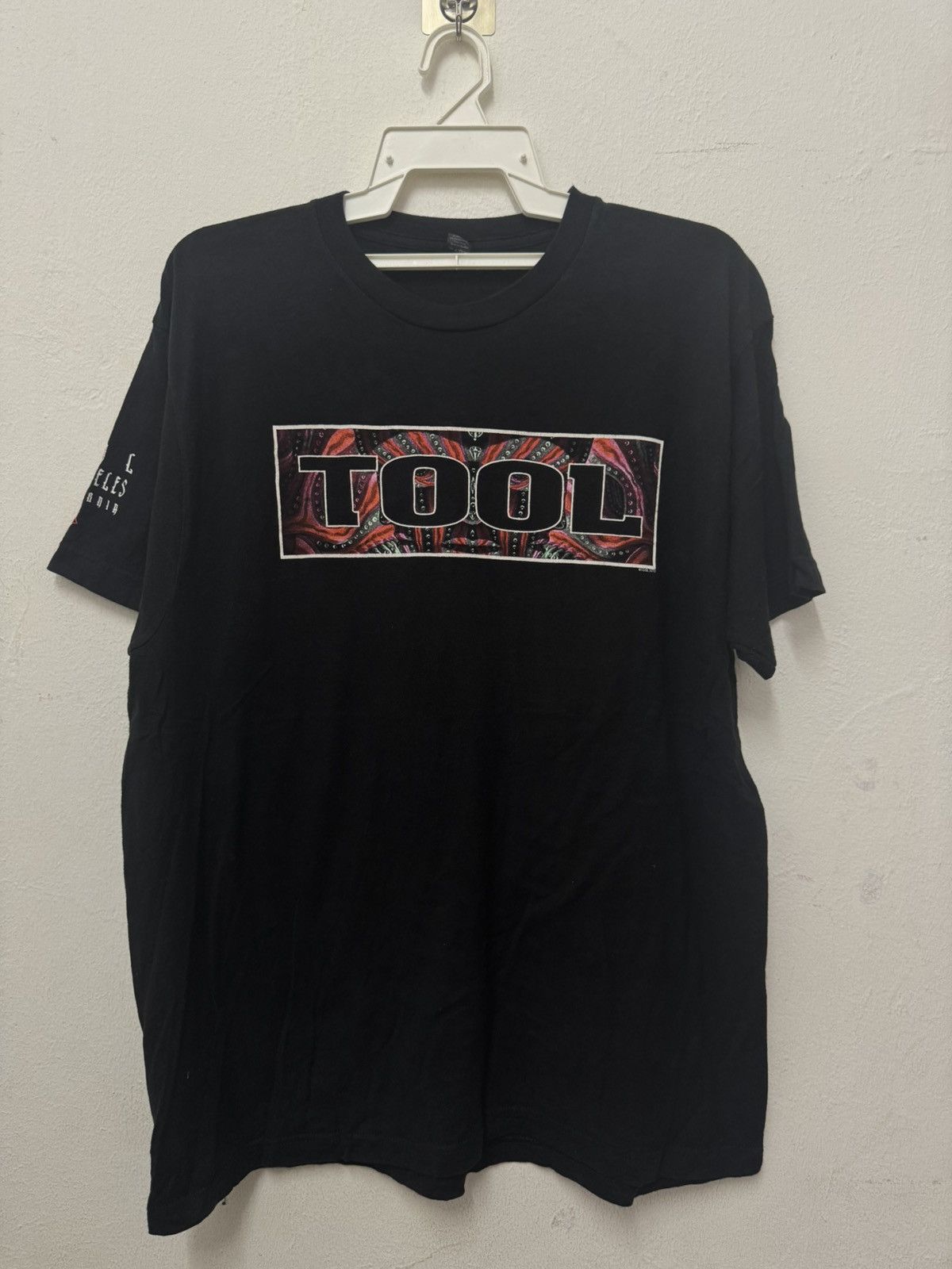 Band Tees Tool Rock Band Los California T shirt Size US XL / EU 56 / 4 - 1 Thumbnail