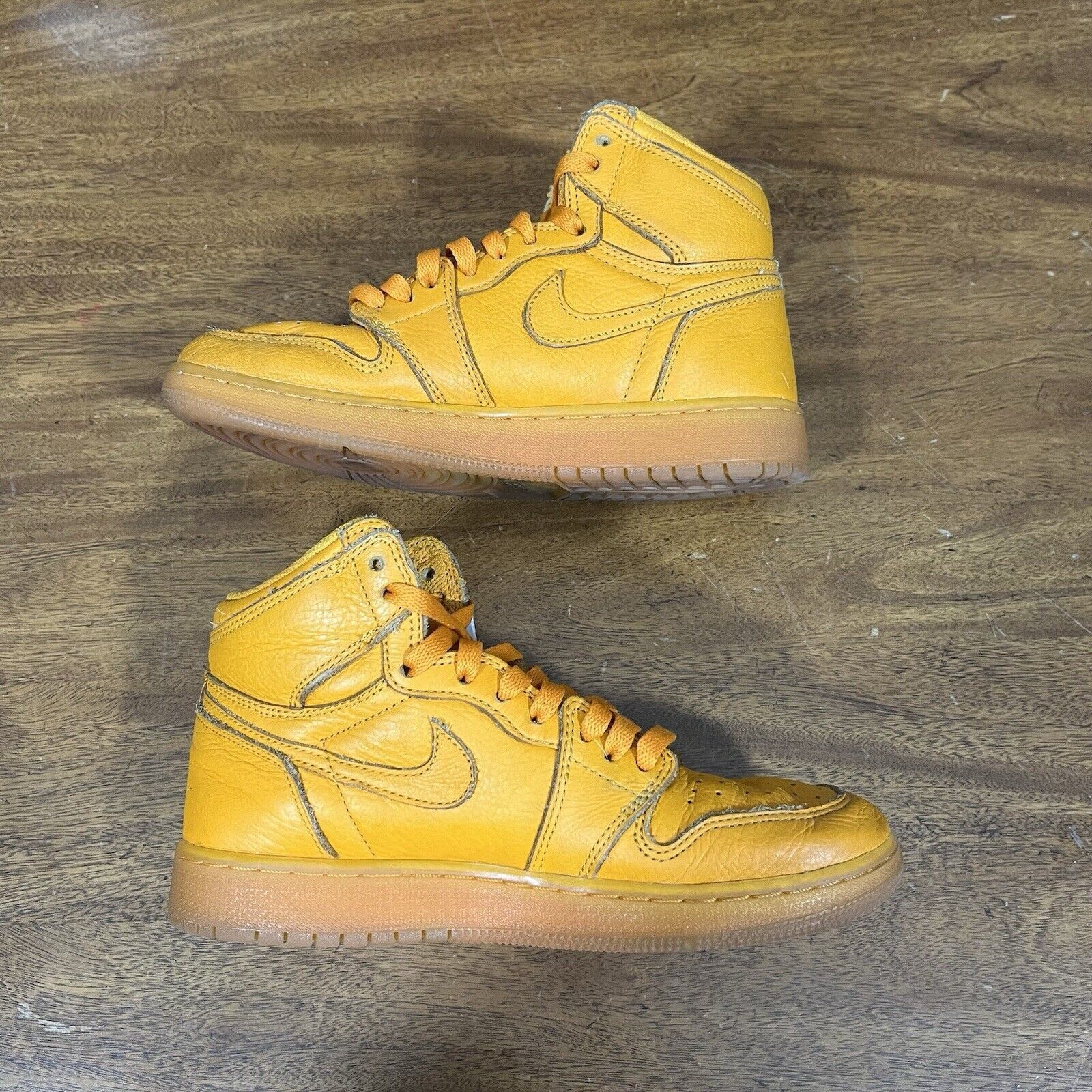Jordan Brand Size 5Y- Air Jordan 1 Retro OG G8RD High Orange Peel Size US 6.5 / IT 36.5 - 3 Thumbnail