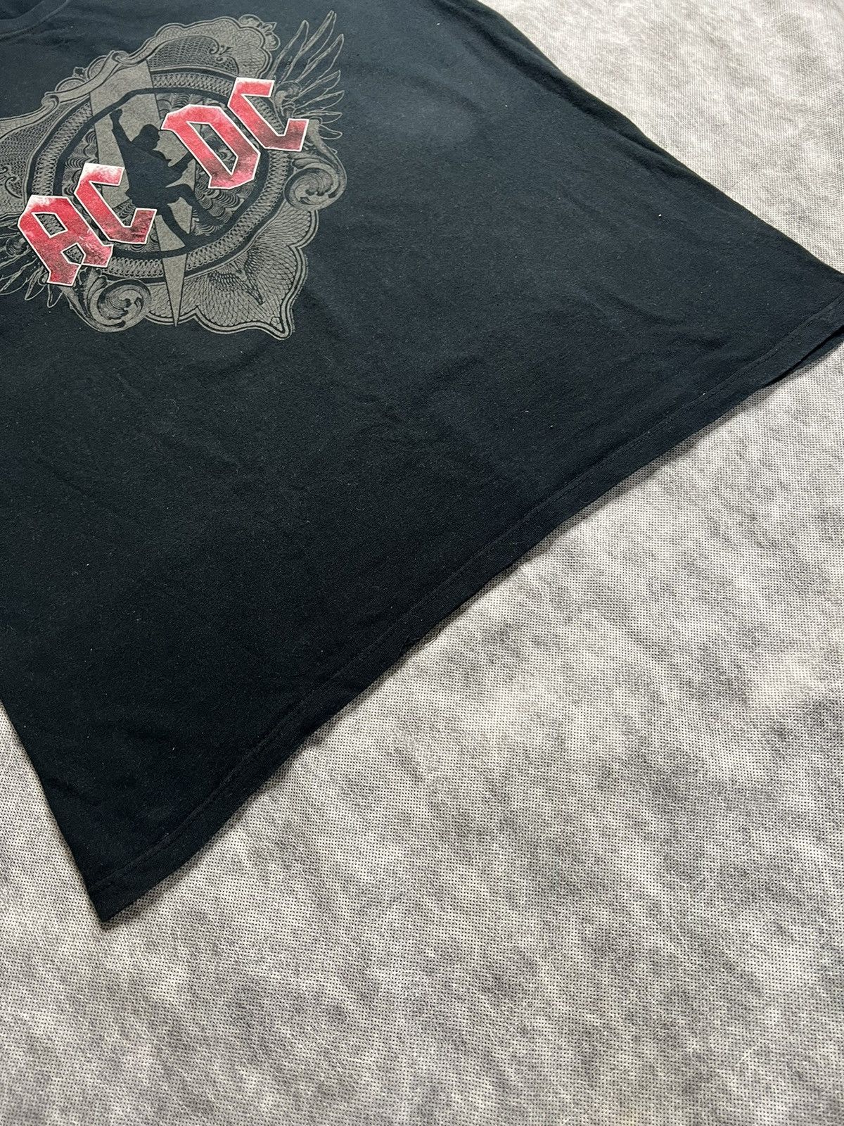 AC/DC AC/DC VINTAGE ROCK TOUR 2009 EMO PUNK ROCK MENS SHIRT Size US XL / EU 56 / 4 - 6 Thumbnail