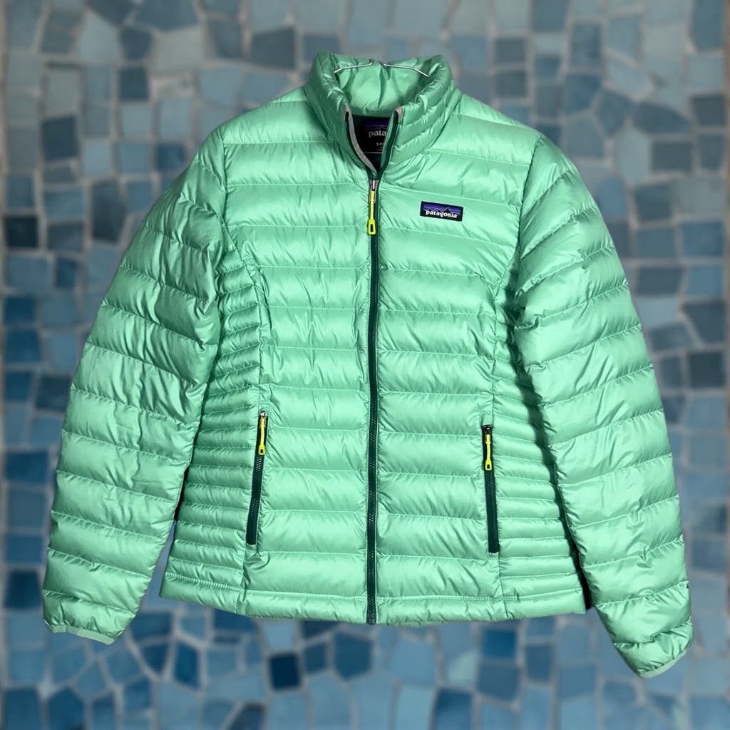 Patagonia Patagonia Down Sweater Women’s S Puffer Jacket Ripstop Quilted Full Zip 84683 Green Size S / US 4 / IT 40 - 1 Thumbnail