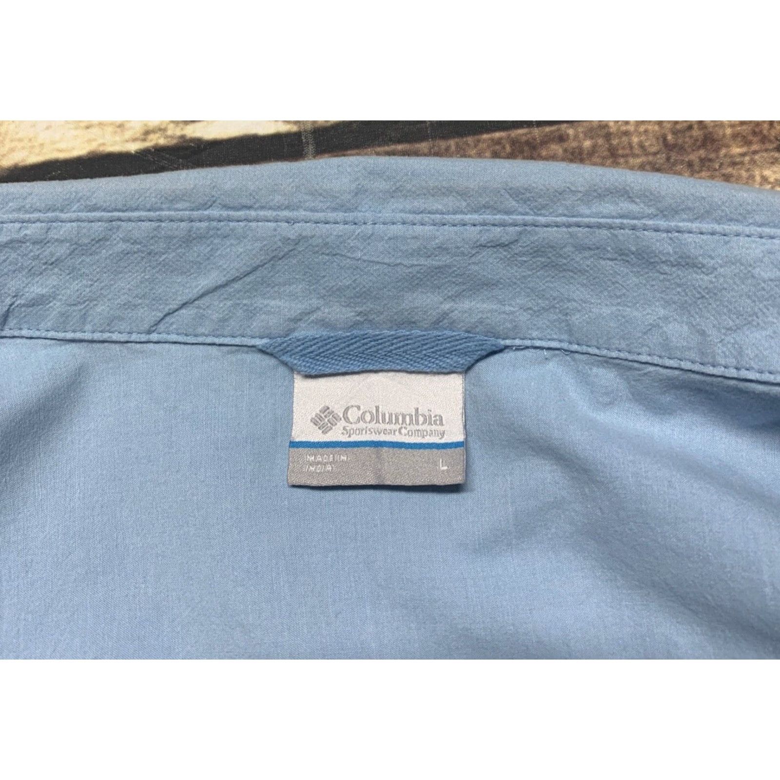 Vintage Columbia Mens Button Down Light Blue Short Sleeve Size Large Casual Cotton Button-Up Shirt Size US 33 - 3 Thumbnail