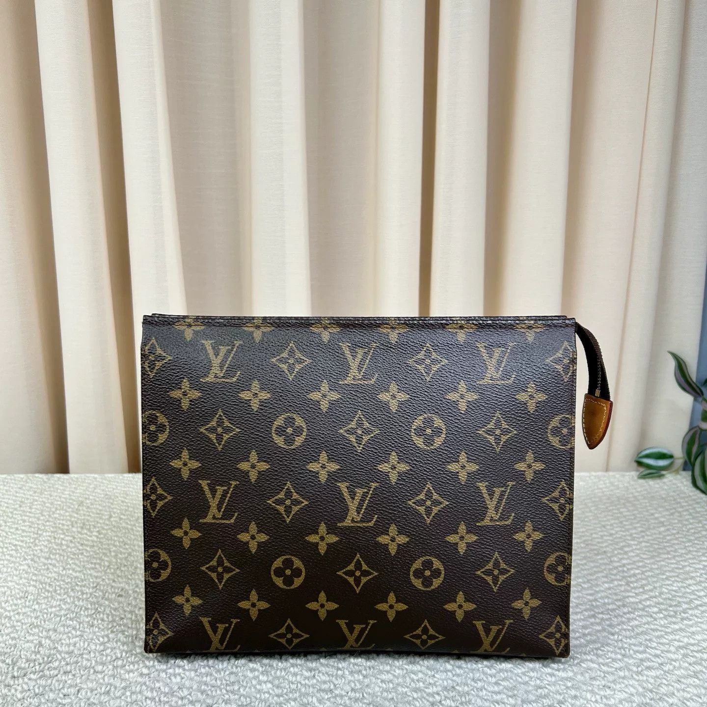Louis Vuitton Pre-loved Bag Very good condition Size ONE SIZE - 1 Thumbnail