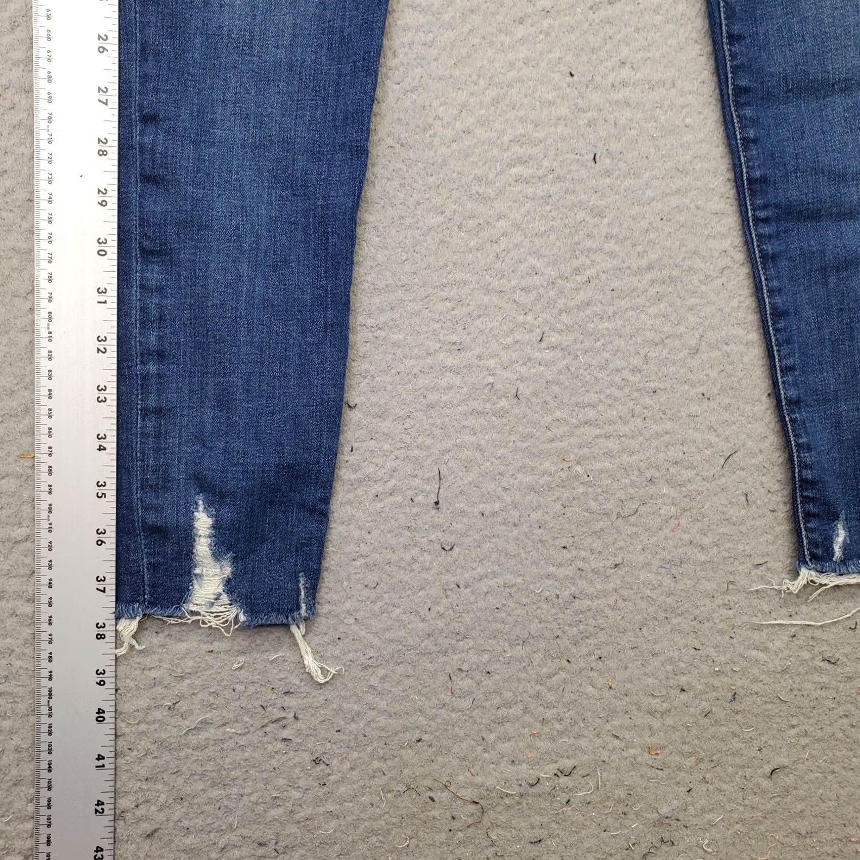 Vintage Joe's Jeans Womens Skinny Jeans 30 Blue Denim Stretch Raw Hem Boho Faded Whiskered Size 30" / US 8 / IT 44 - 3 Thumbnail