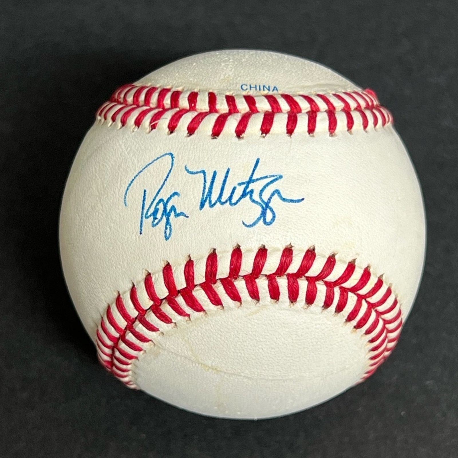 MLB ROGER METZGER ASTROS SIGNED AUTOGRAPHED VINTAGE BASEBALL Size ONE SIZE - 1 Thumbnail