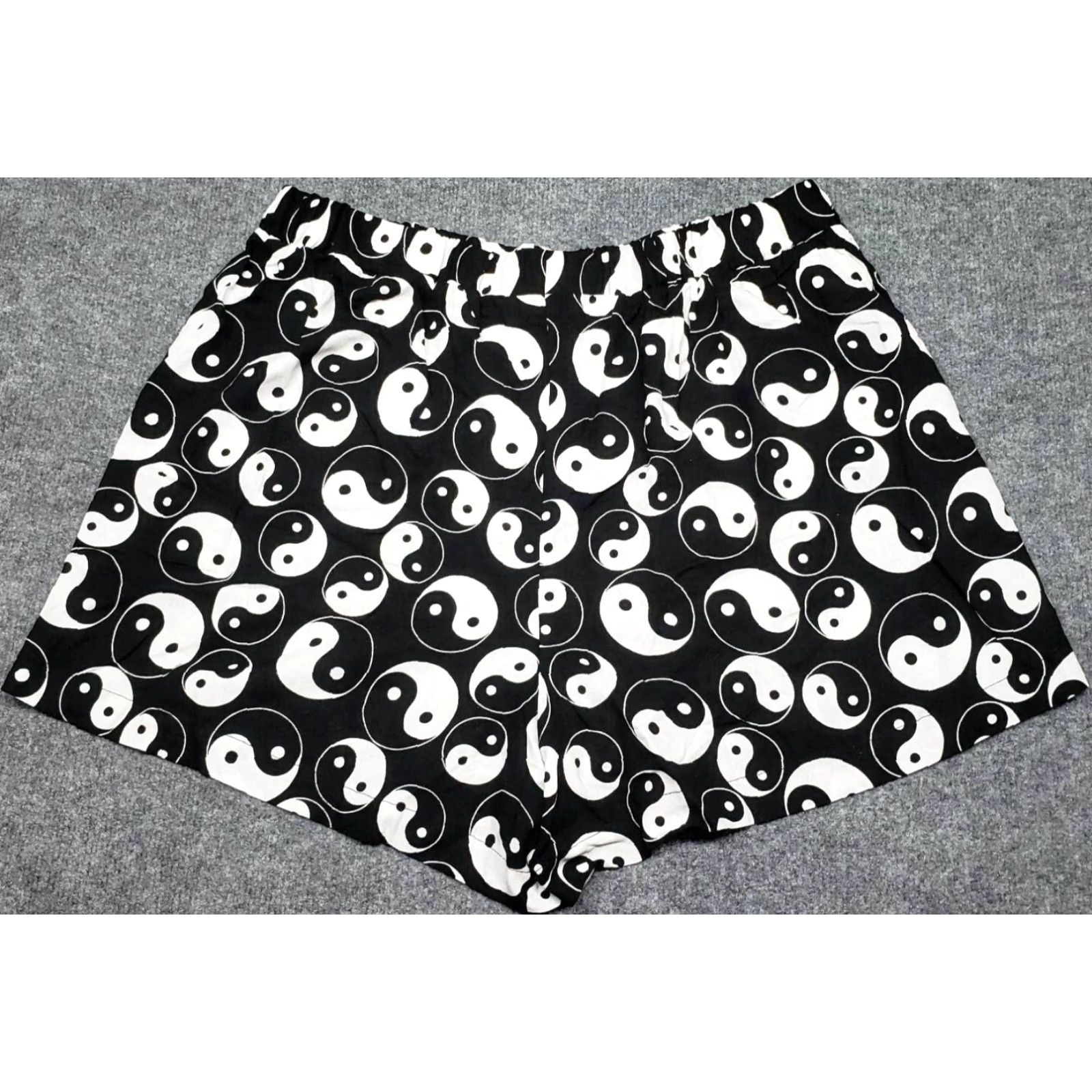 Vintage Rue21 Casual Shorts Womens Plus 1X Black Yin Yang Comfort High Rise Linen New Size 40" / US 18 - 4 Thumbnail