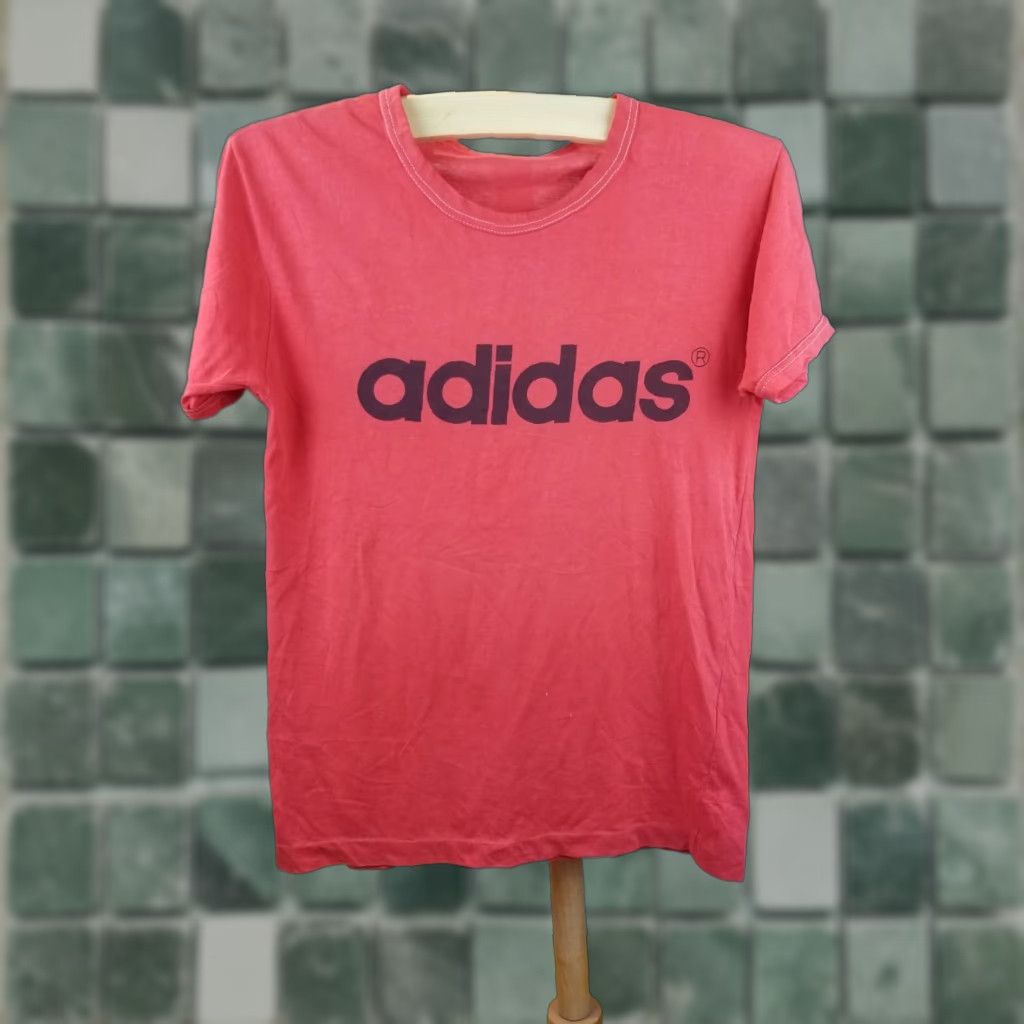 Adidas VINTAGE adidas T-Shirt Mens Red 80's Super Paper Thin Short Sleeve Cotton Jersey Size M Size US M / EU 48-50 / 2 - 1 Thumbnail