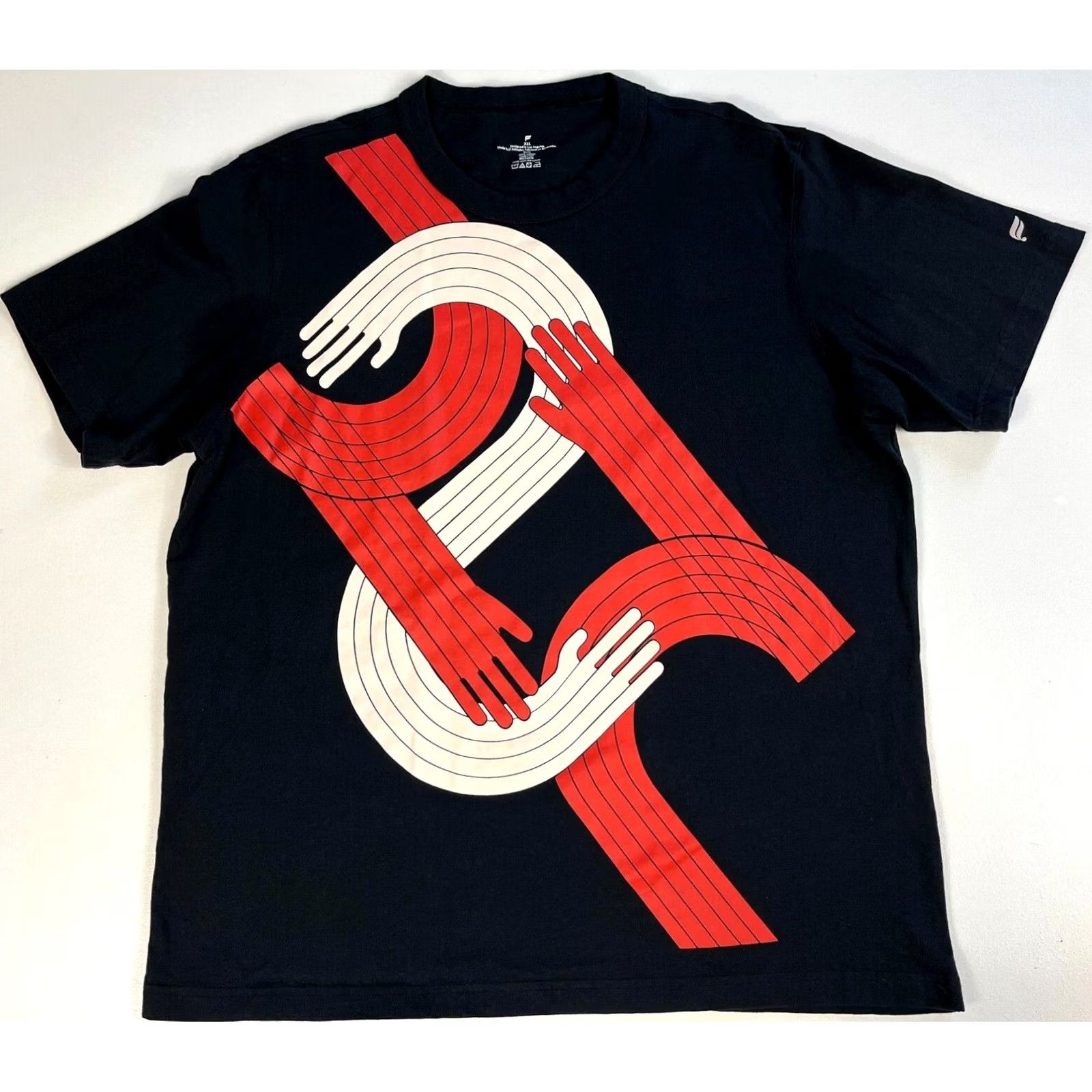 Fabletics Fabletics The R&R Tee Shirt Mens 2XL Black Cotton Short Sleeve Crew Neck Vintage/Pre-owned Outdoor Sports Size US XXL / EU 58 / 5 - 3 Thumbnail