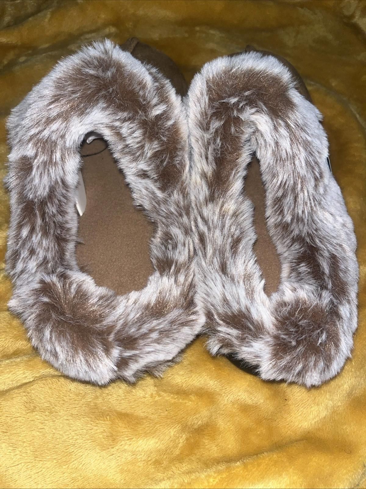 Other NWT Hometop Women’s Brown Faux Fur Clog Slippers Size 10 Size US 10 / IT 40 - 5 Thumbnail