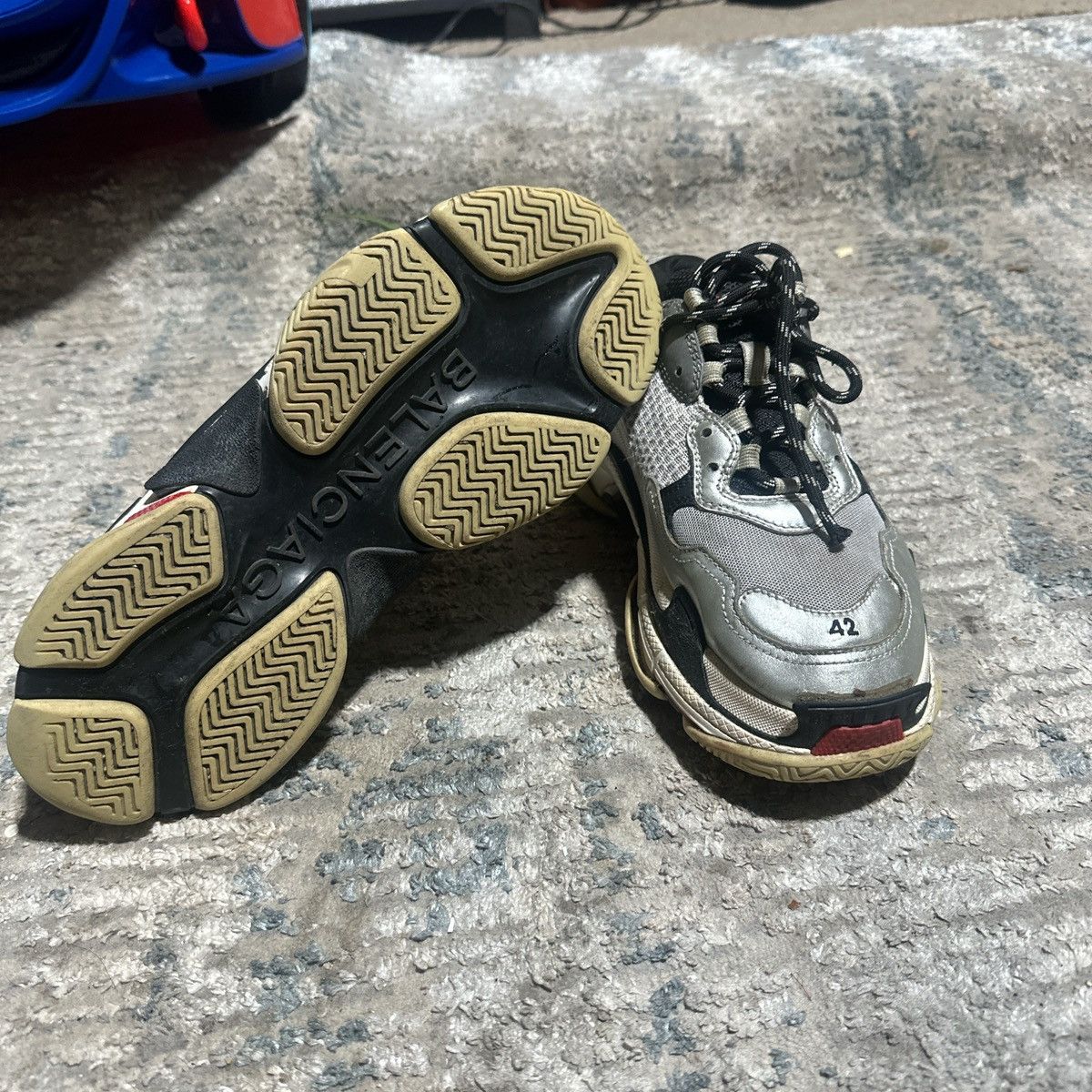 Balenciaga Balenciaga Triple S Size US 9 / EU 42 - 1 Thumbnail
