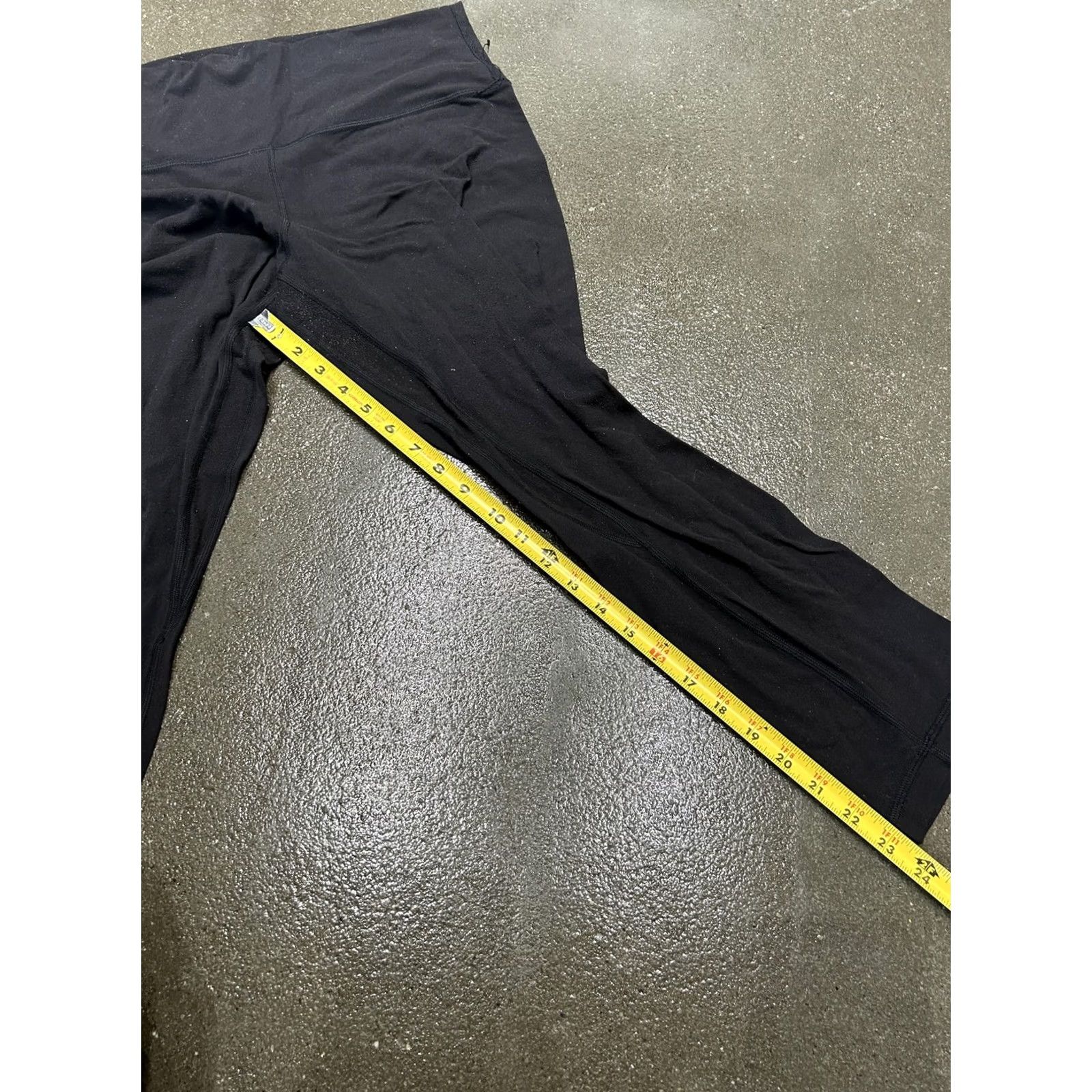 Lululemon VINTAGE Lululemon Pants Womens Medium Black High Rise Ankle Leggings Yoga Gym Athletic Size 24" / US 00 / IT 34 - 6 Thumbnail