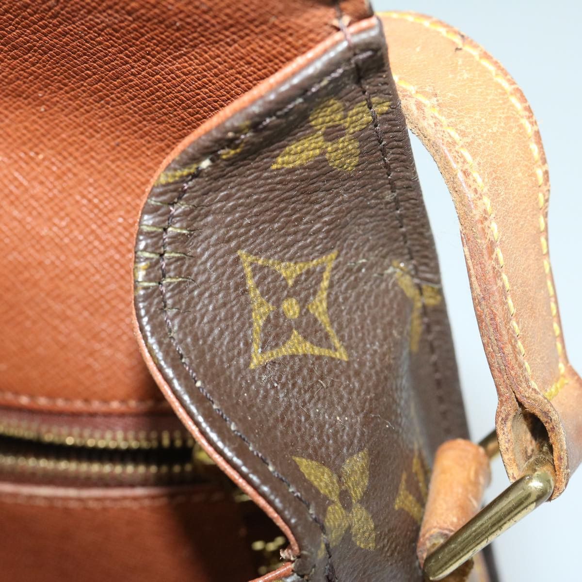 Louis Vuitton LOUIS VUITTON Monogram Saint Cloud GM Shoulder Bag M51242 Size ONE SIZE - 14 Thumbnail