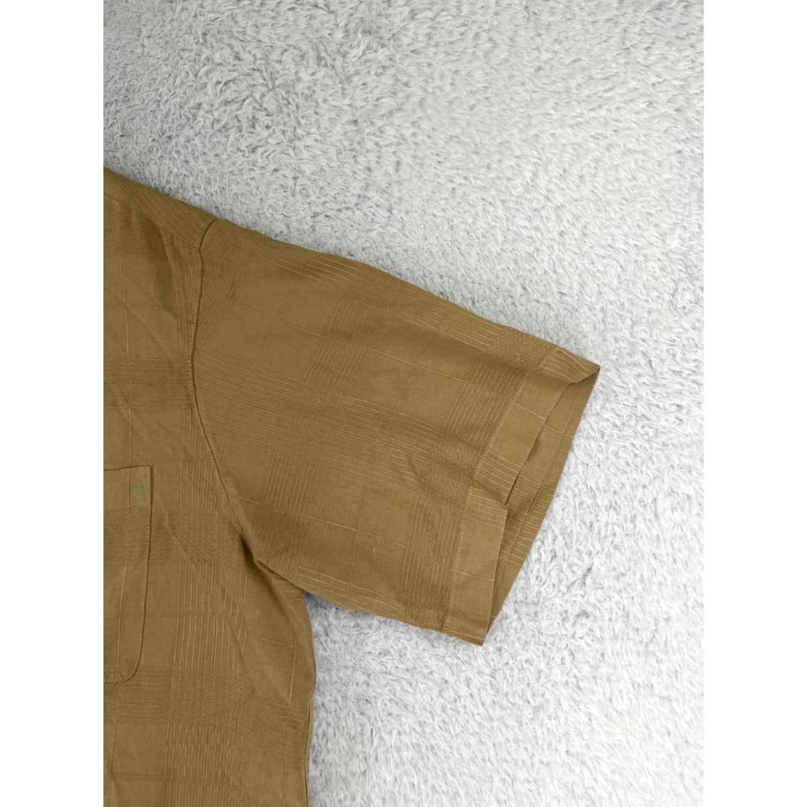 Vintage Caribbean Men's Large Beige Short Sleeve Button-Up Shirt Geometric Pattern 100% Silk Aloha Outdoor Size US L / EU 52-54 / 3 - 4 Thumbnail