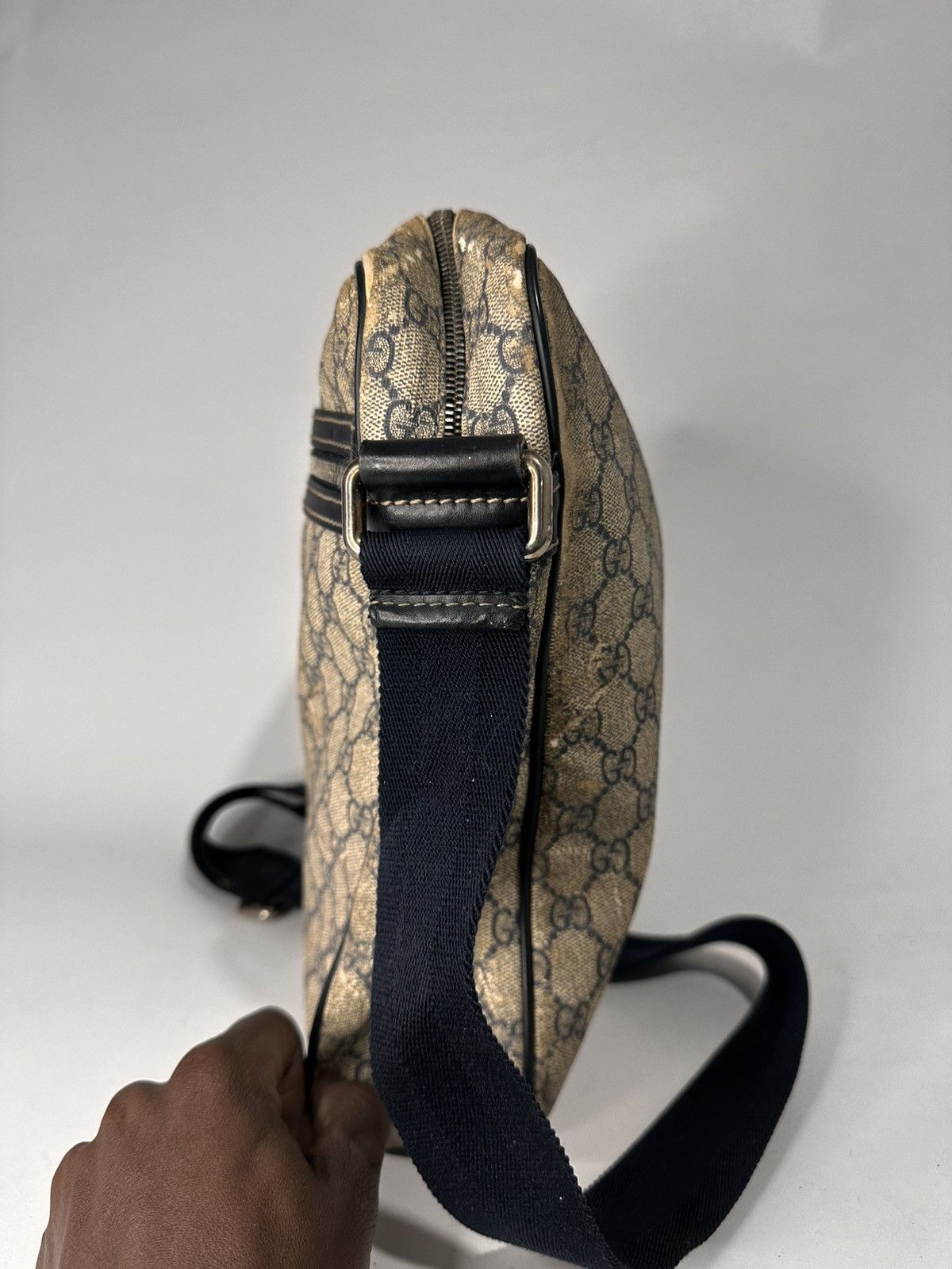 Gucci Gucci Monogram Supreme Crossbody Beige Canvas Bag. Size ONE SIZE - 5 Thumbnail