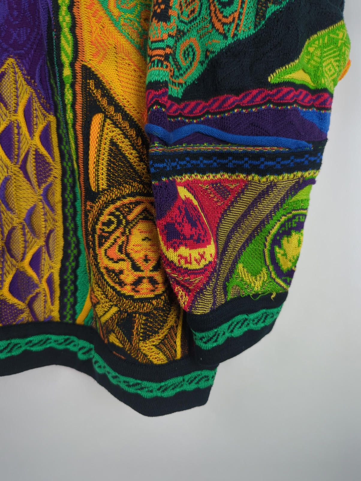 Coogi VTG COOGI Sz XL Knit RARE CURRENCY DESIGN Sweater Multicolor Size US XL / EU 56 / 4 - 6 Thumbnail